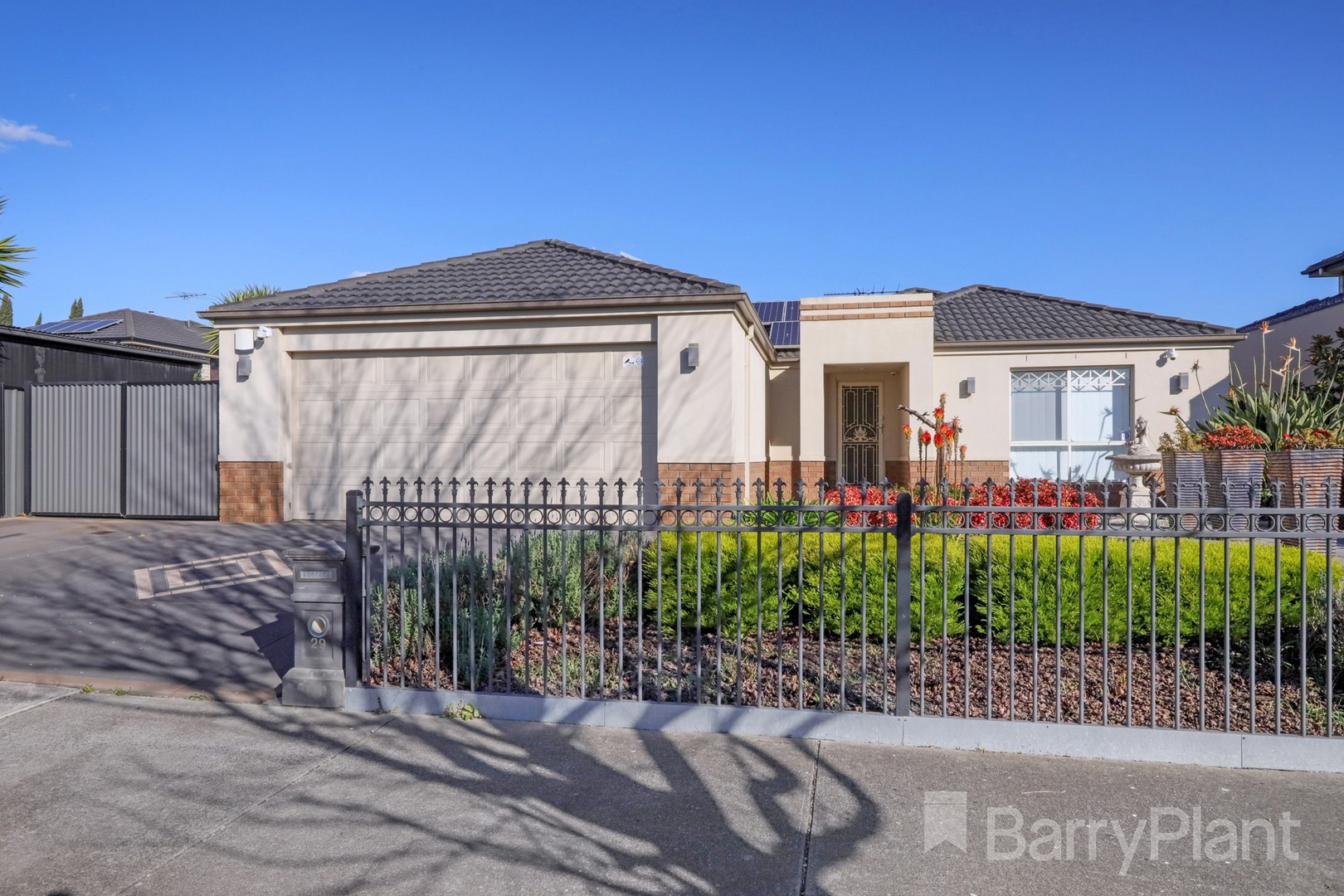 29 Capesthorne Drive, Derrimut, VIC 3026, Derrimut - Thumbnail 2