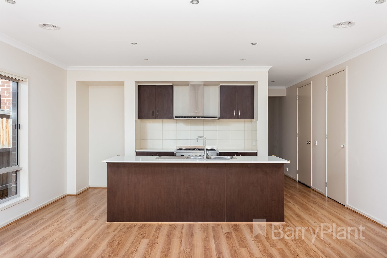 29 Caspian Circuit, Point Cook, VIC 3030, Point Cook - Thumbnail 3
