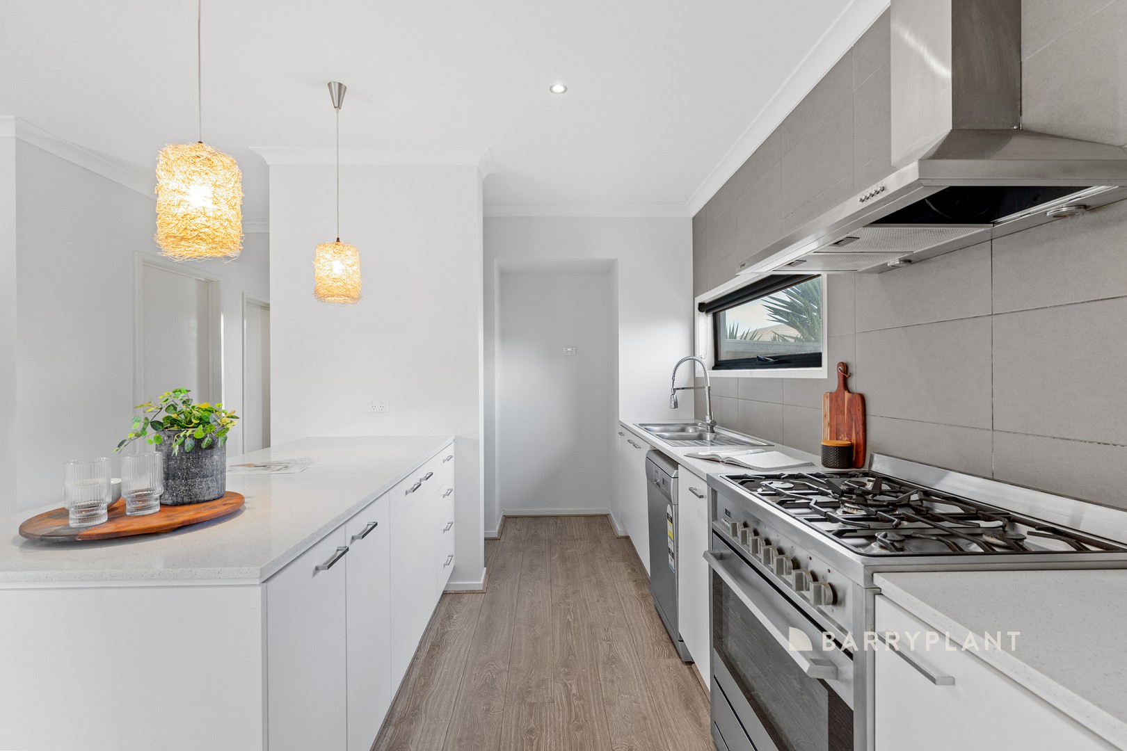 29 Castillo Avenue, Clyde North, VIC 3978, Clyde North - Thumbnail 5
