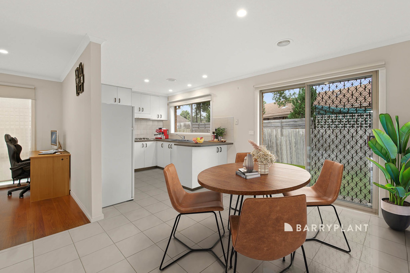 29 Collins Crescent, Berwick, VIC 3806, Berwick - Thumbnail 2