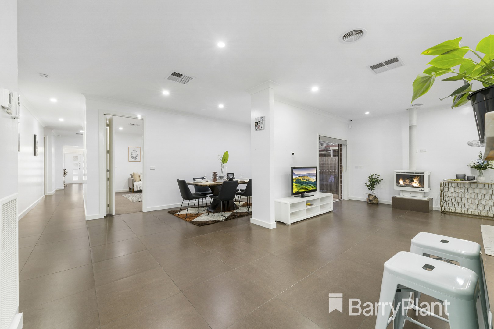 29 Damask Drive, Tarneit, VIC 3029, Tarneit - Thumbnail 7