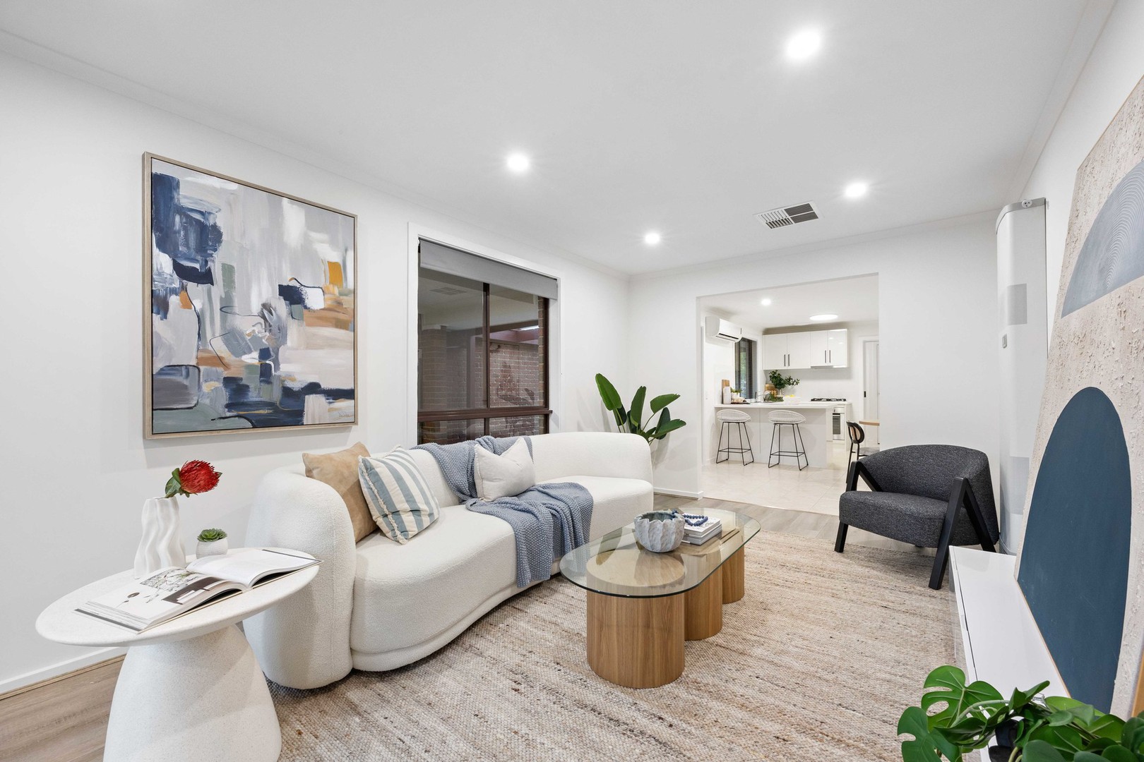 29 Danthonia Street, Delahey, VIC 3037, Delahey - Thumbnail 2