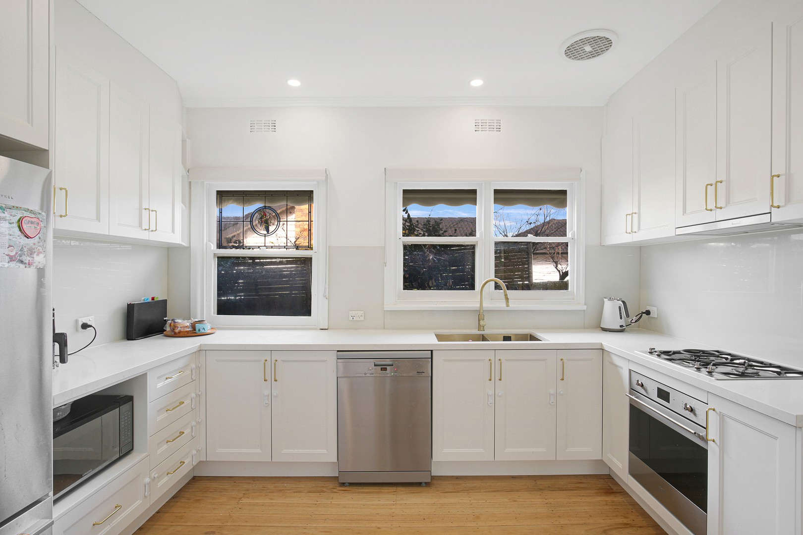 29 Devonshire Road, Watsonia, VIC 3087 - Thumbnail 2 - 15/07/2025