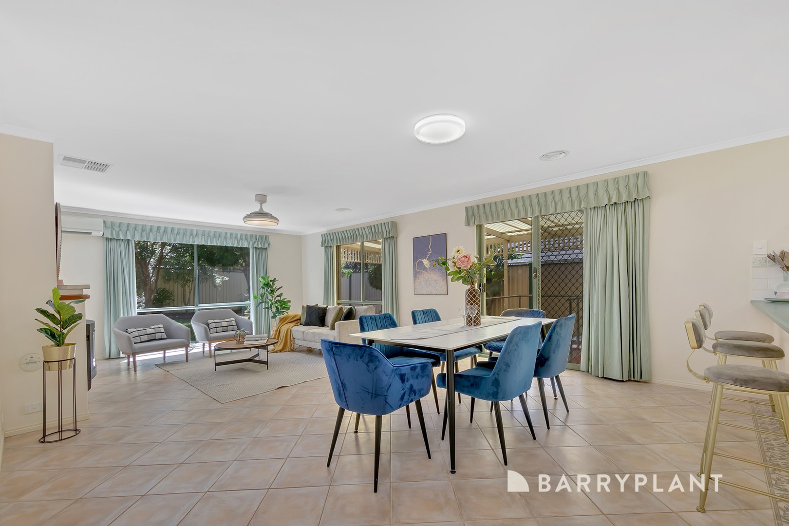 29 Doreen Rogen Way, South Morang, VIC 3752, South Morang - Thumbnail 3