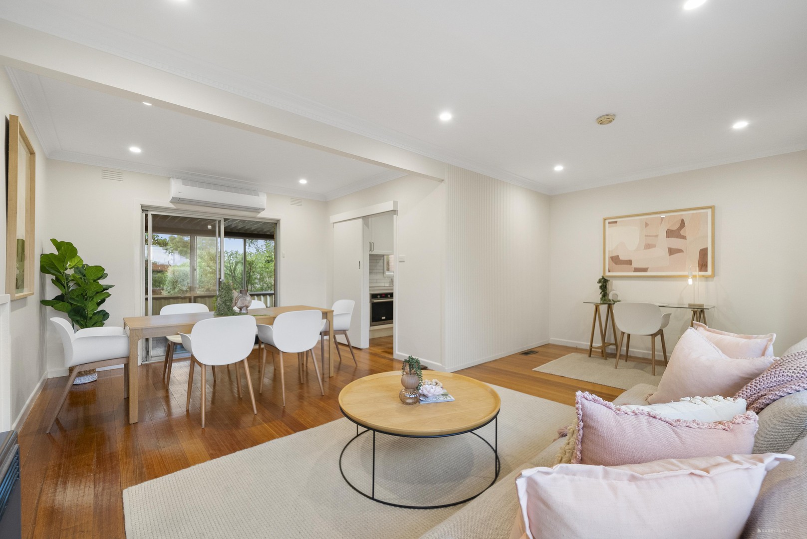 29 Dunfield Avenue, Mitcham, VIC 3132, Mitcham - Thumbnail 4