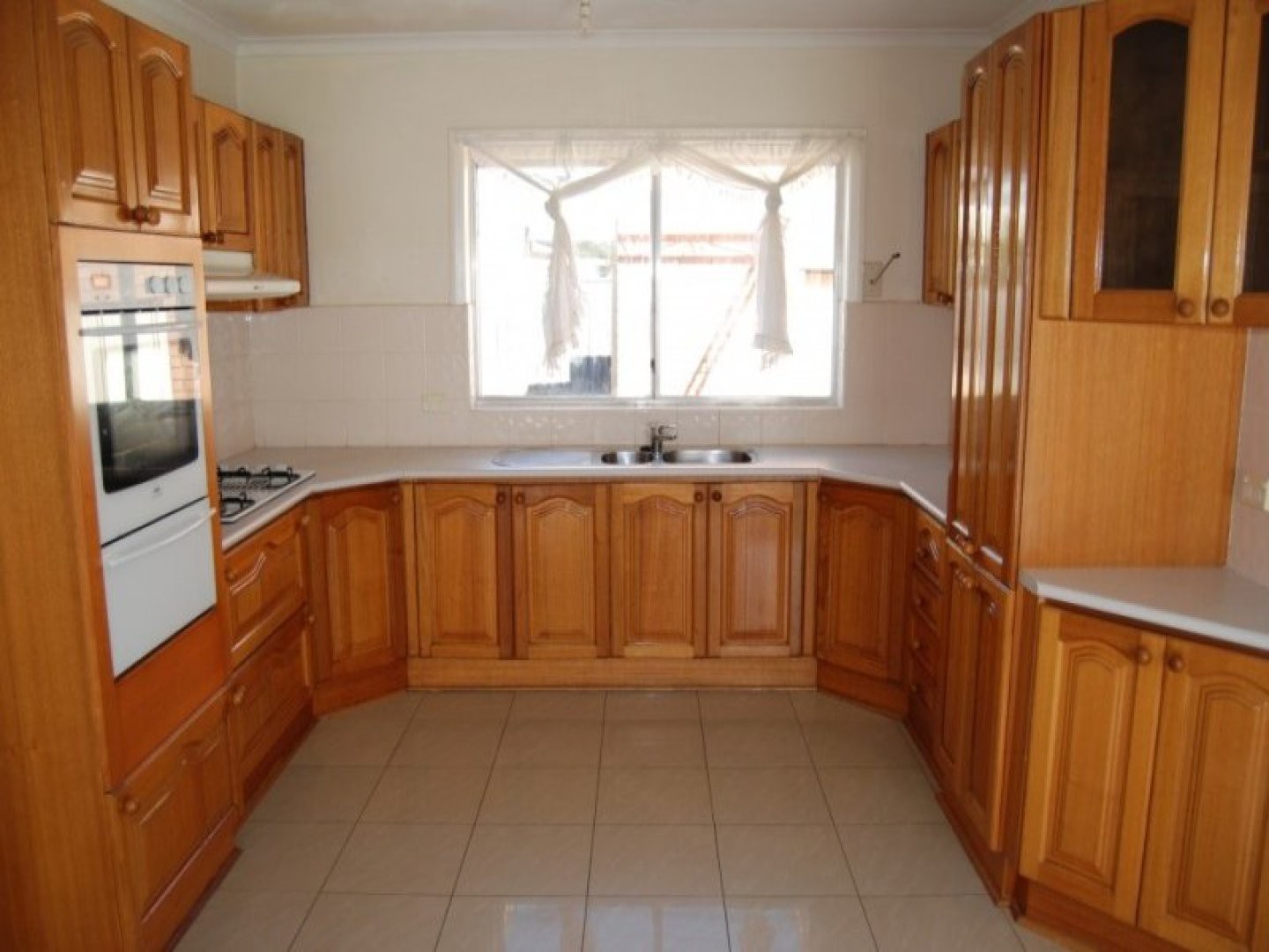 29 Elizabeth Drive, Lalor, VIC 3075, Lalor - Thumbnail 6