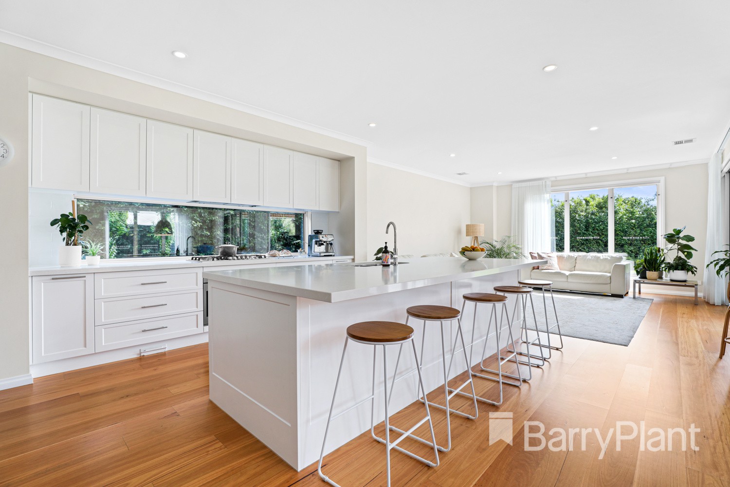 29 Elliott  Crescent, Dingley Village, VIC 3172, Dingley Village - Thumbnail 2