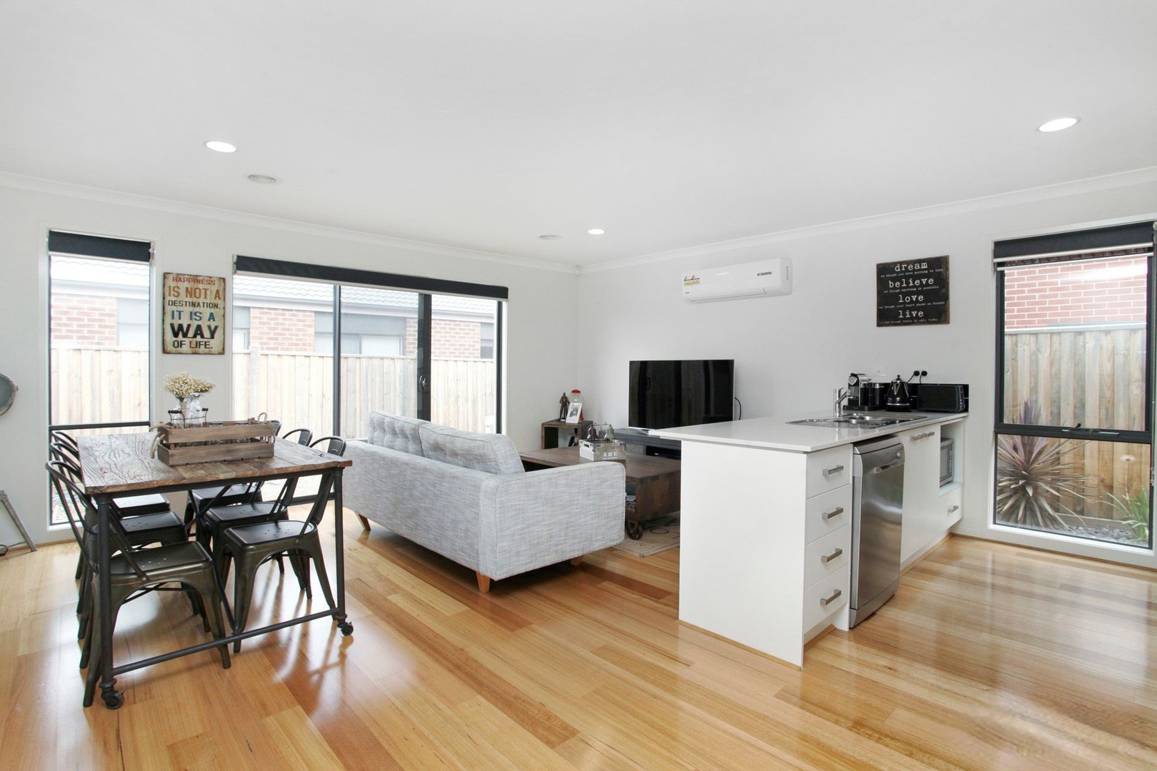 29 Galibier Parade, Fraser Rise, VIC 3336, Fraser Rise - Thumbnail 2