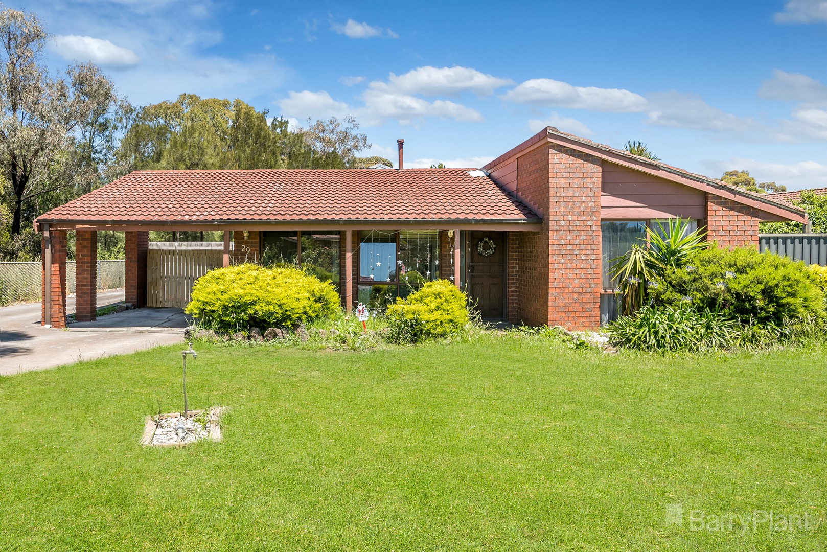29 Gleneagles DriveSunbury, VIC 3429, Sunbury - Thumbnail 2