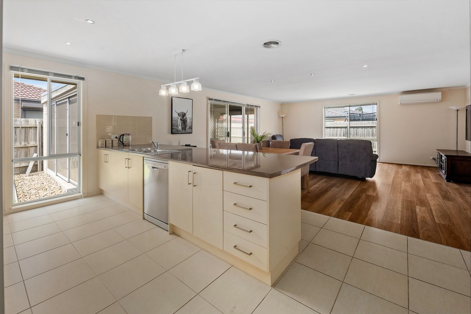 29 Goshawk Drive, Pakenham, VIC 3810, Pakenham - Thumbnail 3