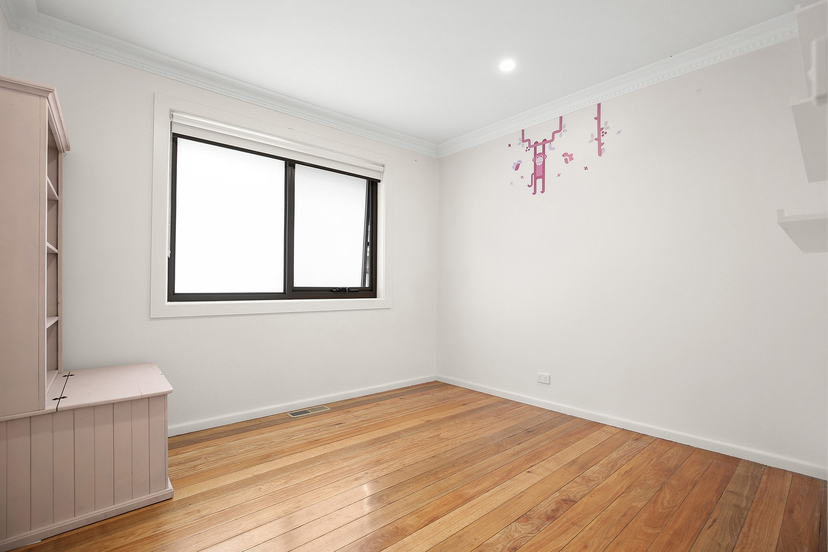 29 Gourock Street, Reservoir, VIC 3073, Reservoir - Thumbnail 3
