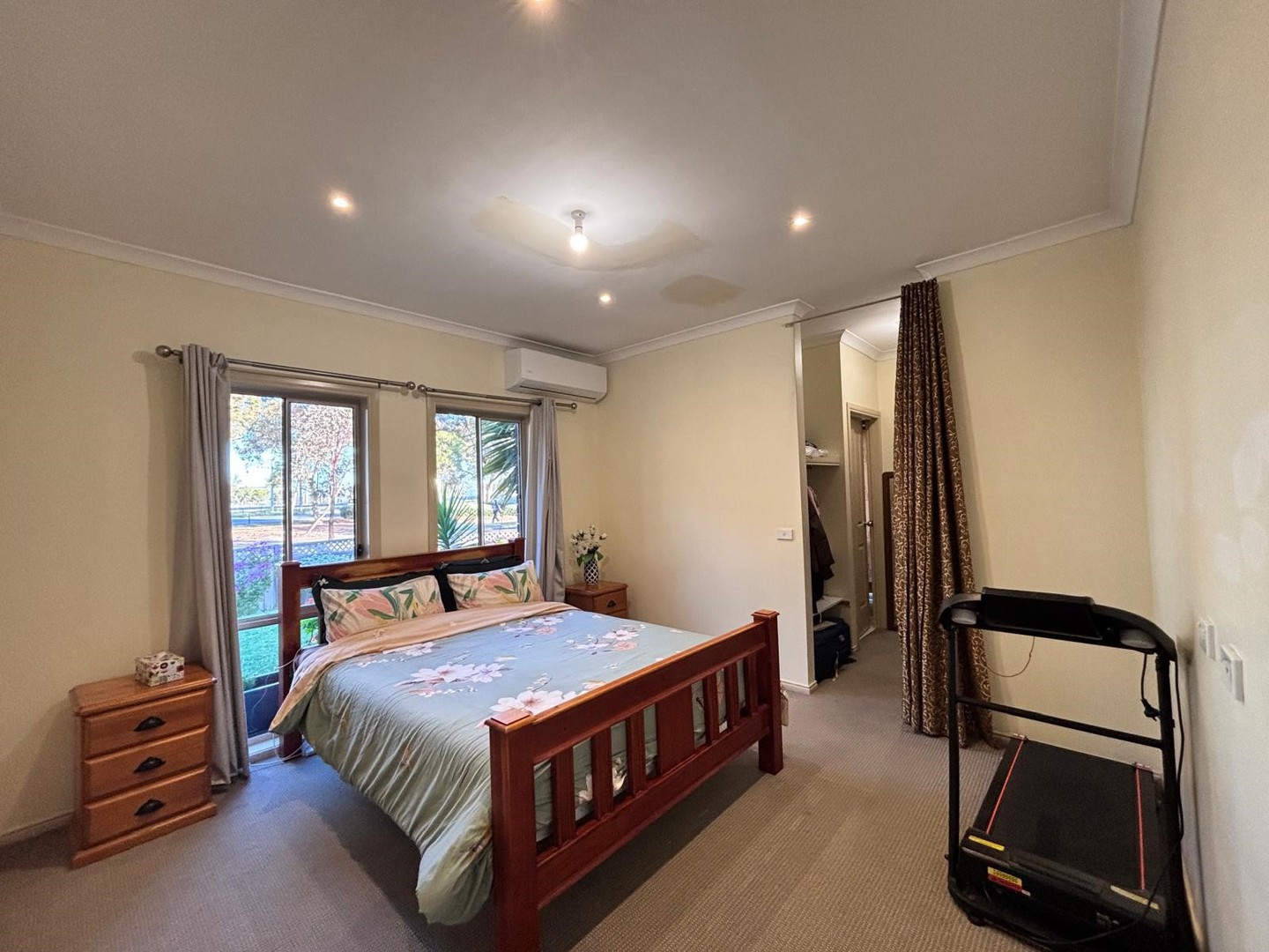 29 Hamilton Street, Craigieburn, VIC 3064, Craigieburn - Thumbnail 2