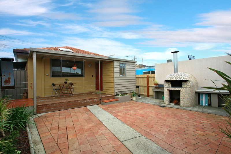 29 Hampshire Road, Sunshine, VIC 3020, Sunshine - Thumbnail 4