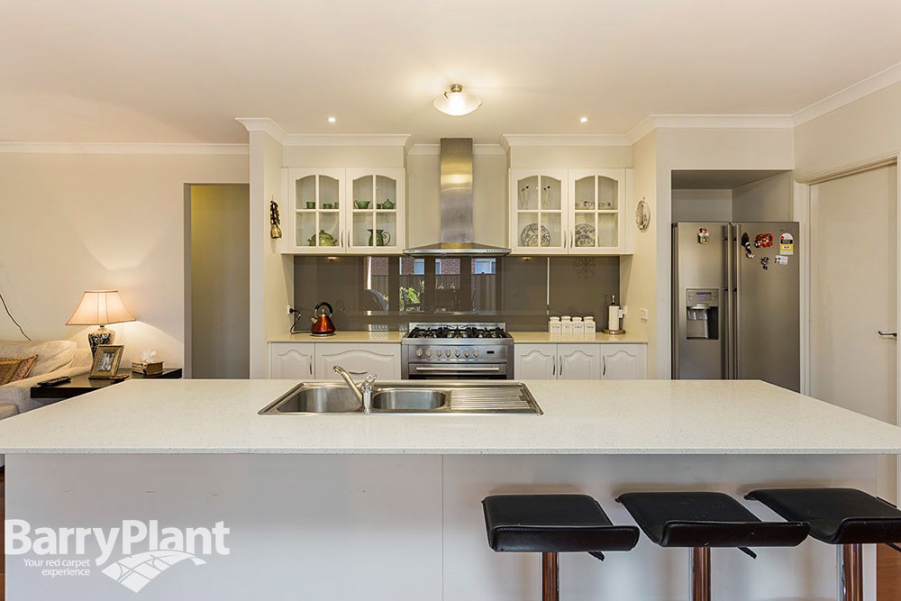 29 Hardwick Road, Point Cook, VIC 3030, Point Cook - Thumbnail 3