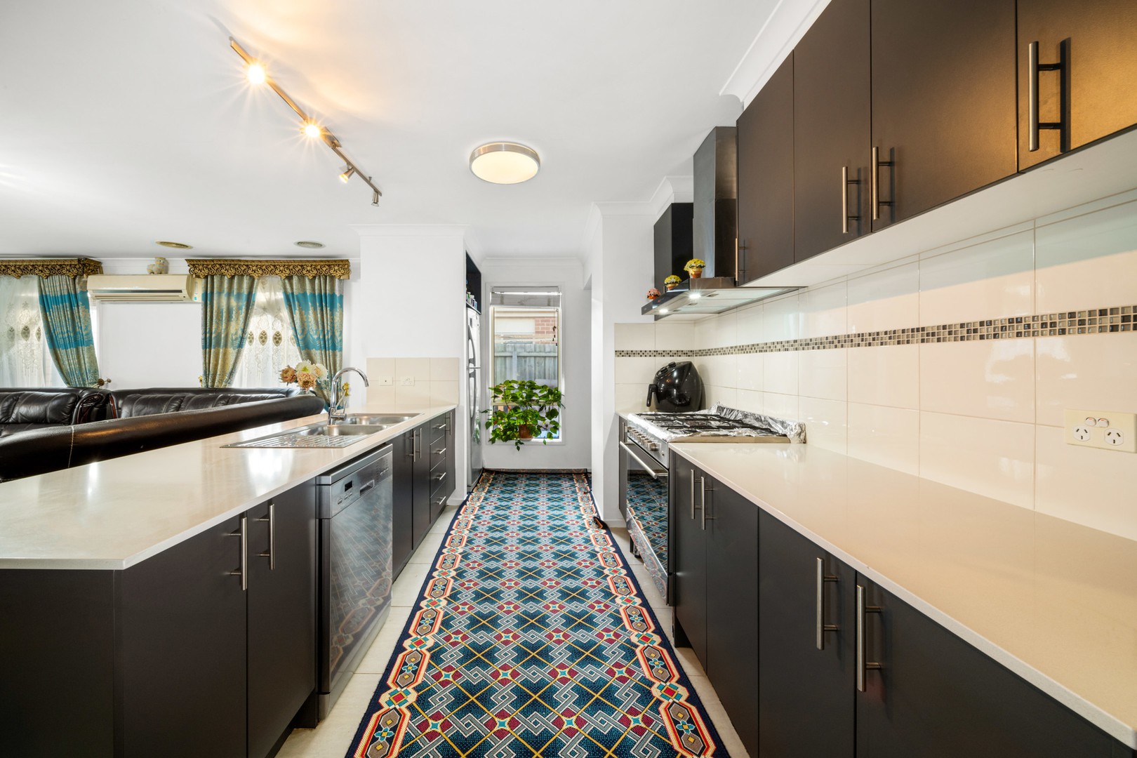 29 Haugh Street, Lovely Banks, VIC 3213, Lovely Banks - Thumbnail 2
