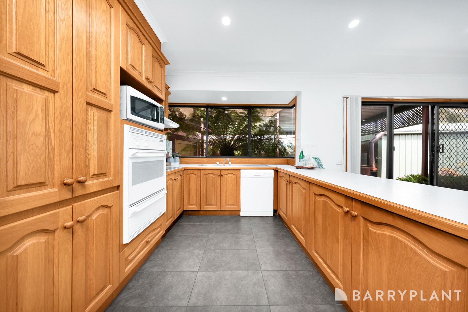 29 Hawkes Drive, Mill Park, VIC 3082, Mill Park - Thumbnail 6