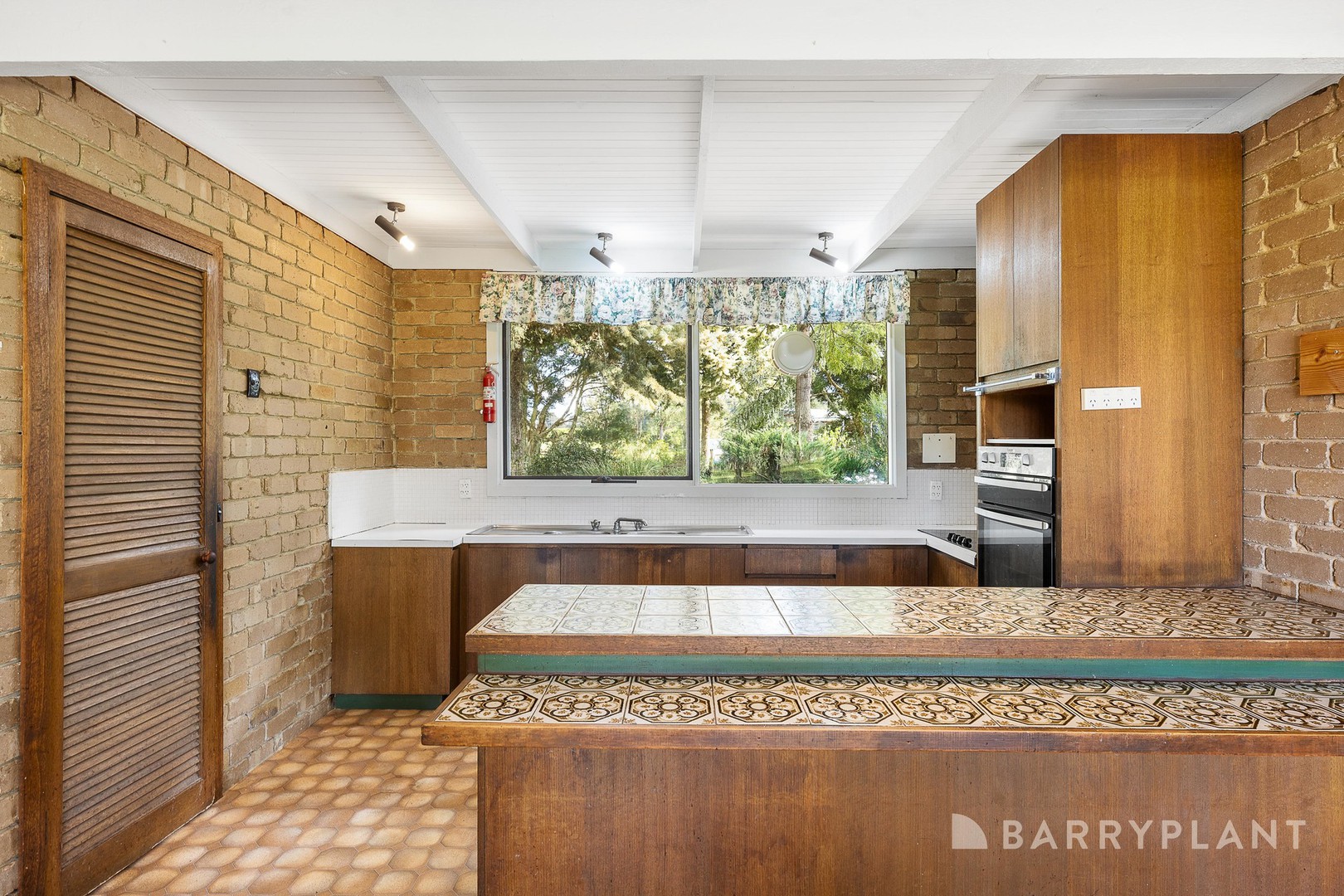 29 Henderson Road, Yarra Glen, VIC 3775, Yarra Glen - Thumbnail 5