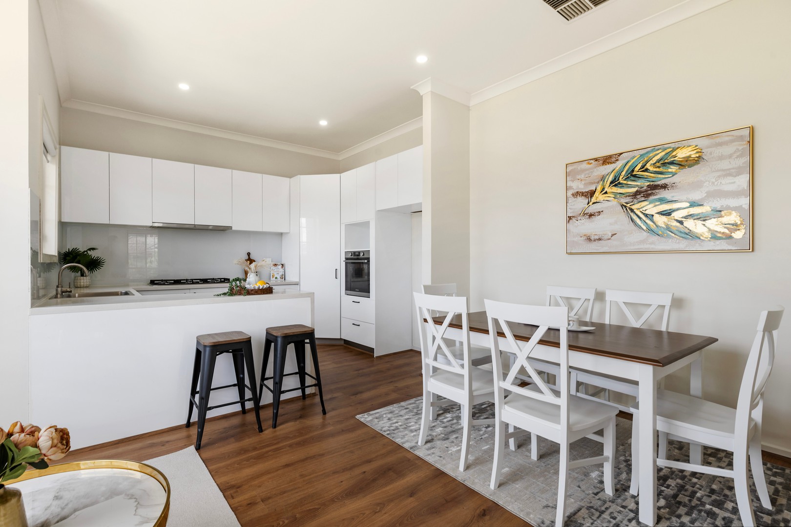 29 Highlands Avenue, Airport West, VIC 3042, Airport West - Thumbnail 4