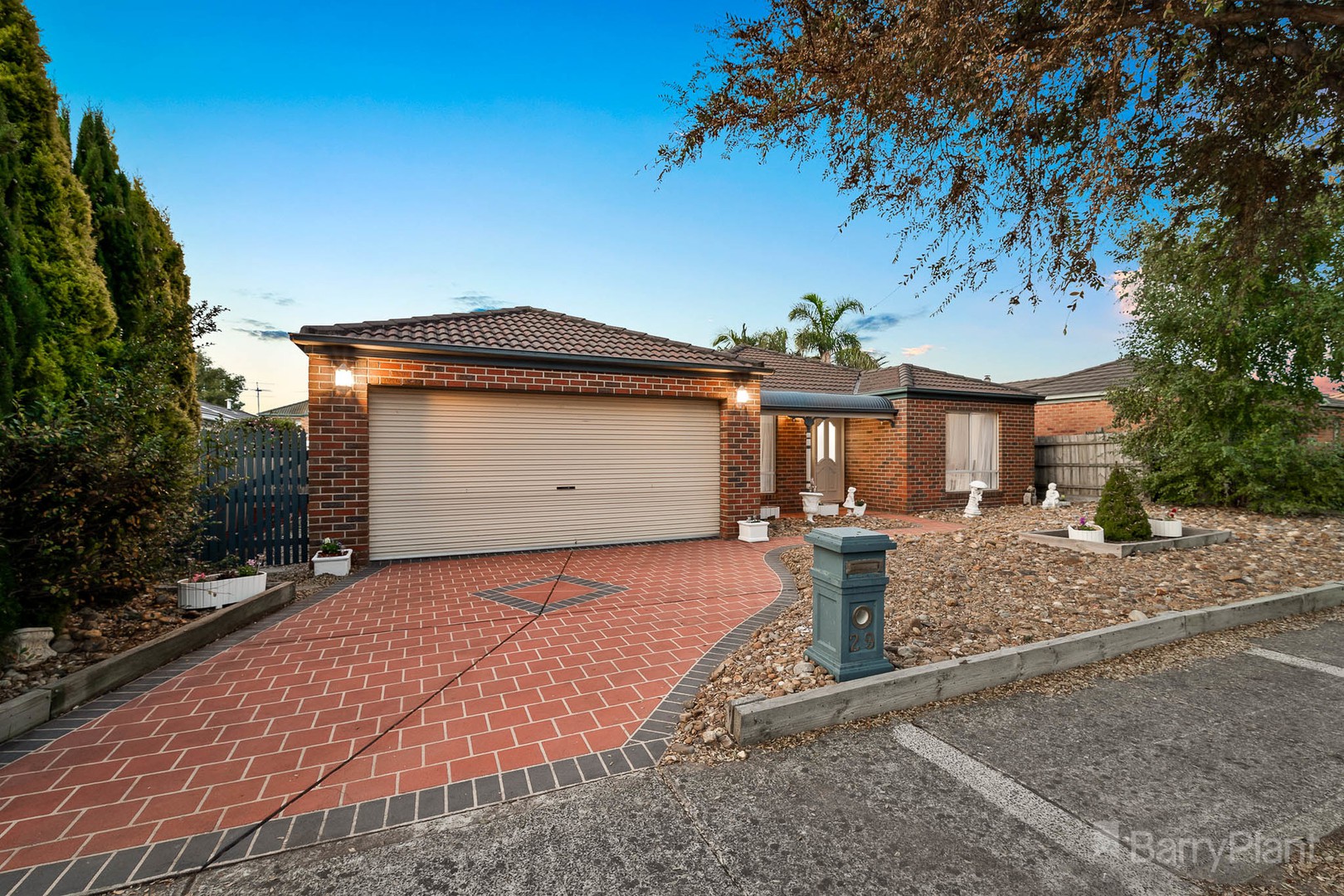 29 Kippenross Drive, Narre Warren South, VIC 3805, Narre Warren South - Thumbnail 4