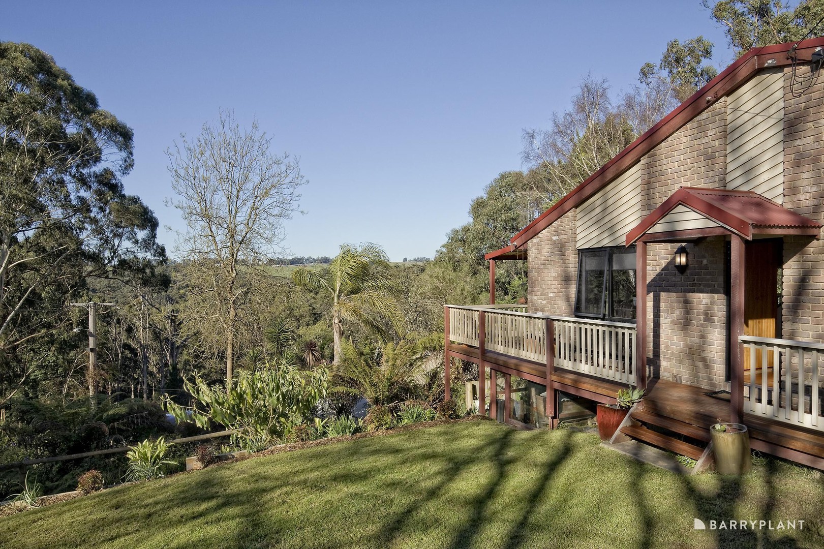 29 Kitchener Parade, Cockatoo, VIC 3781, Cockatoo - Thumbnail 3