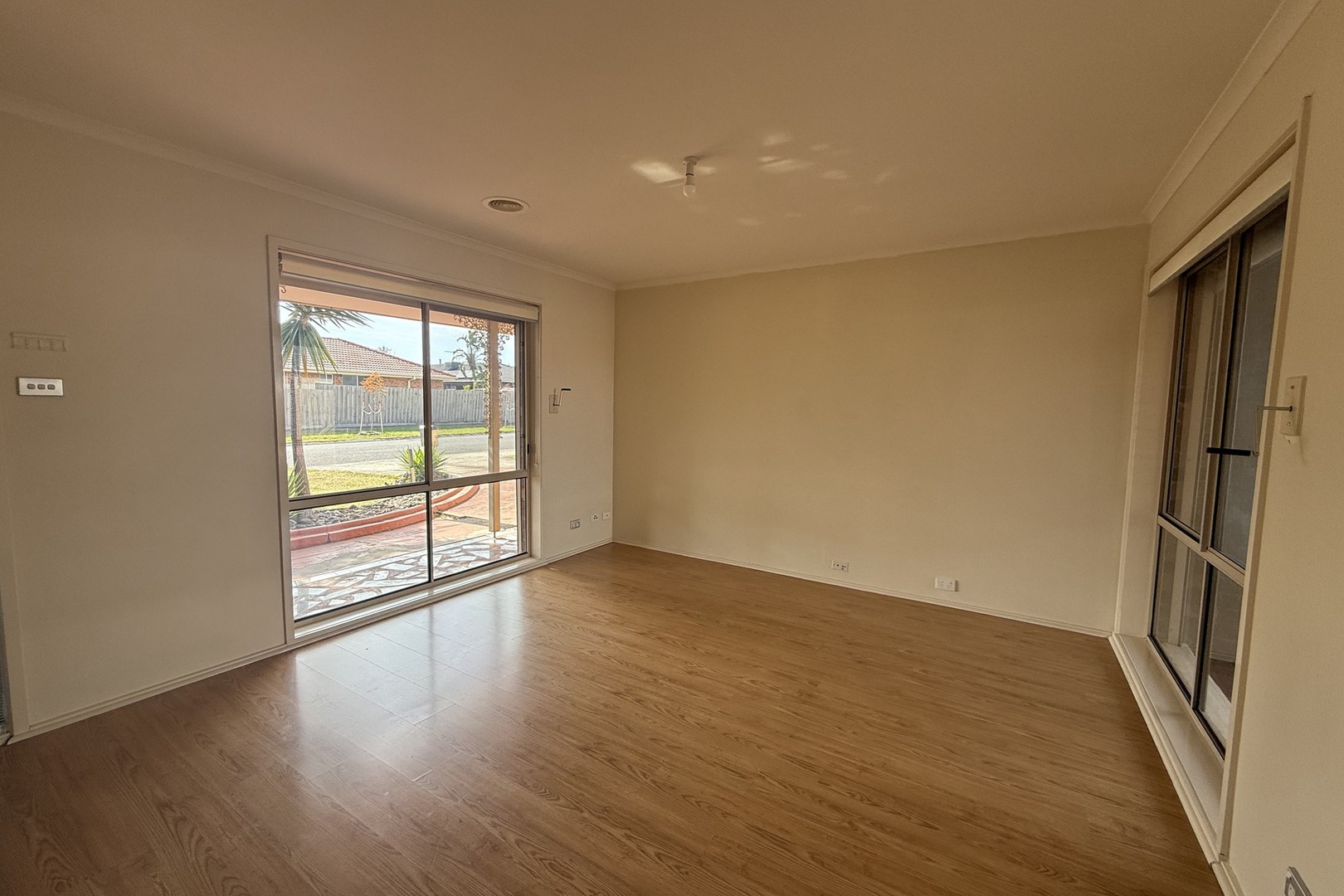 29 Kurrajong Road, Delahey, VIC 3037 - Thumbnail 2 - 30/04/2026