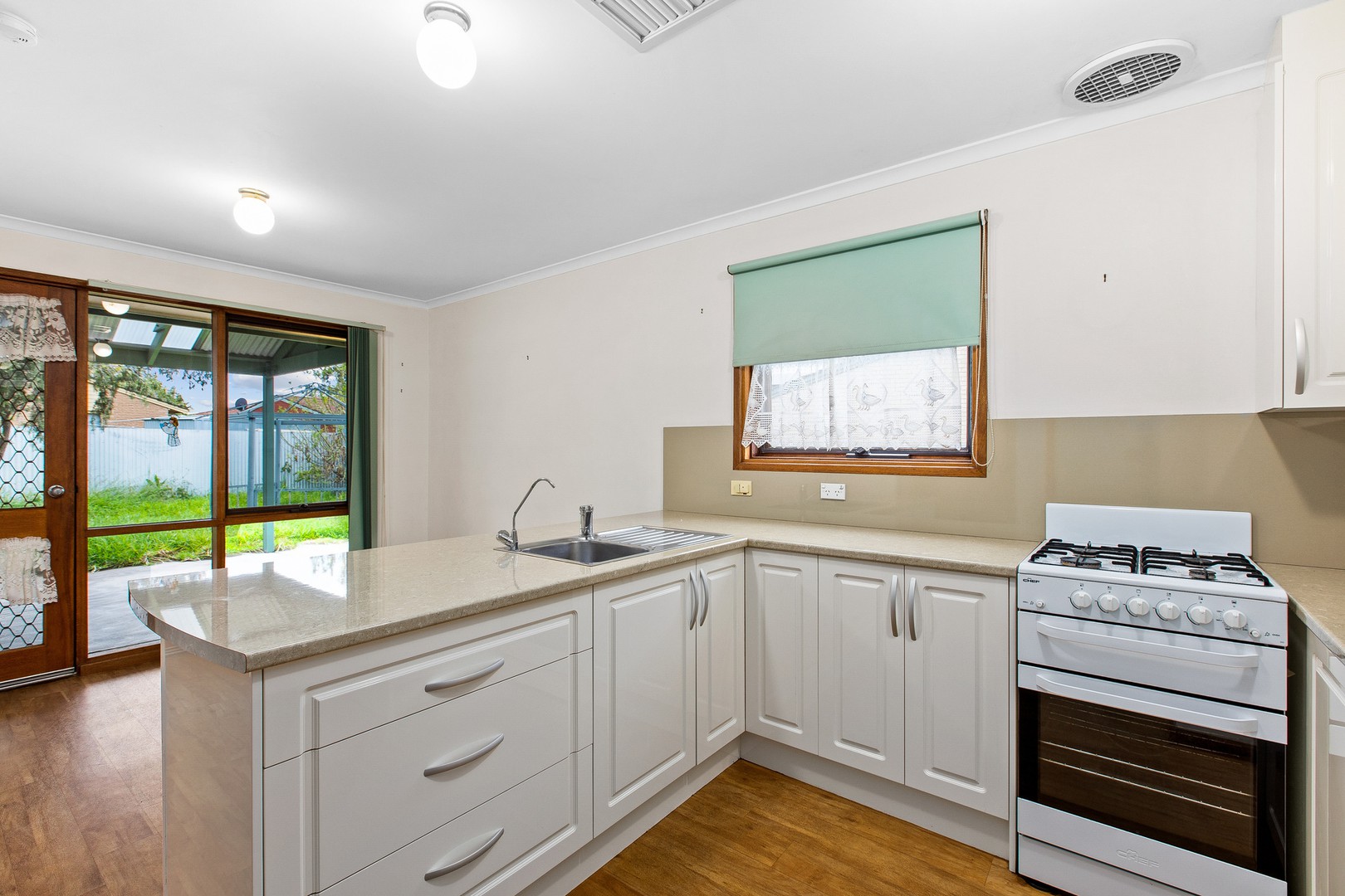 29 Lavender Drive, Parafield Gardens, SA 5107, Parafield Gardens - Thumbnail 4