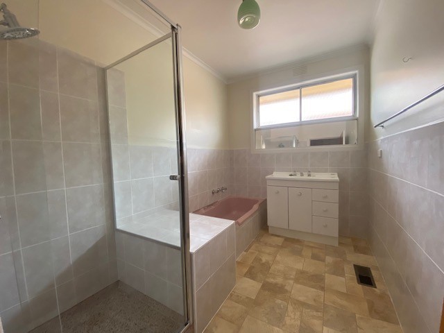 29 Lindenow Street, Reservoir, VIC 3073, Reservoir - Thumbnail 6