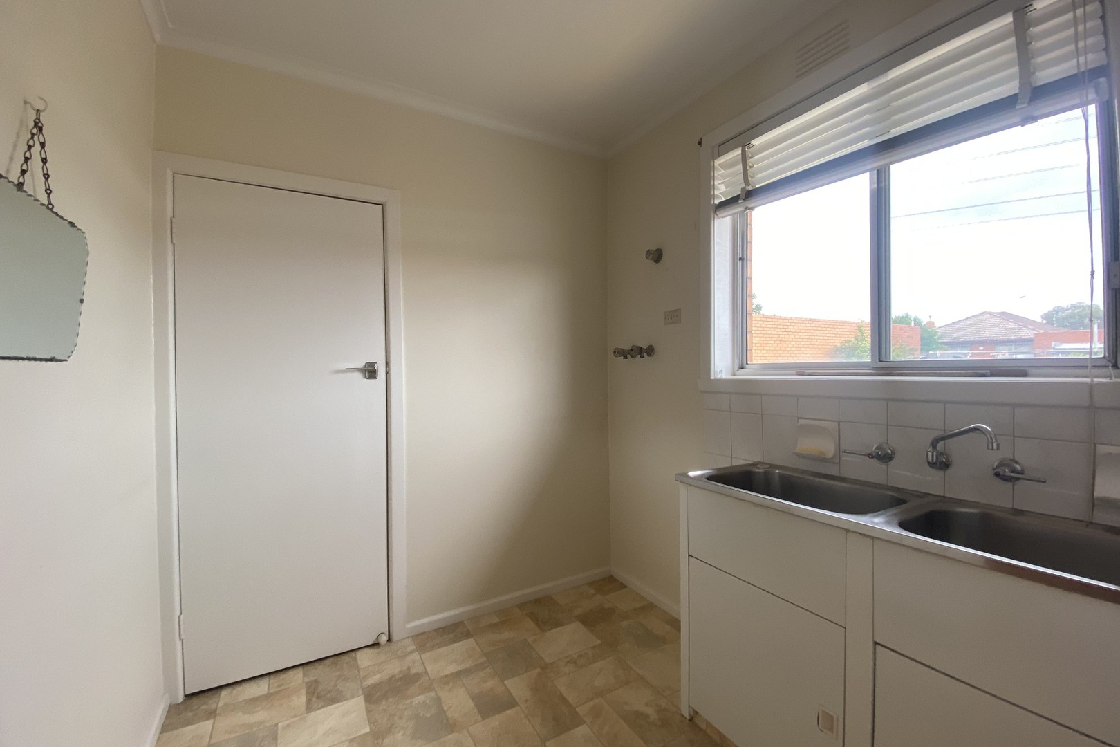 29 Lindenow Street, Reservoir, VIC 3073, Reservoir - Thumbnail 7