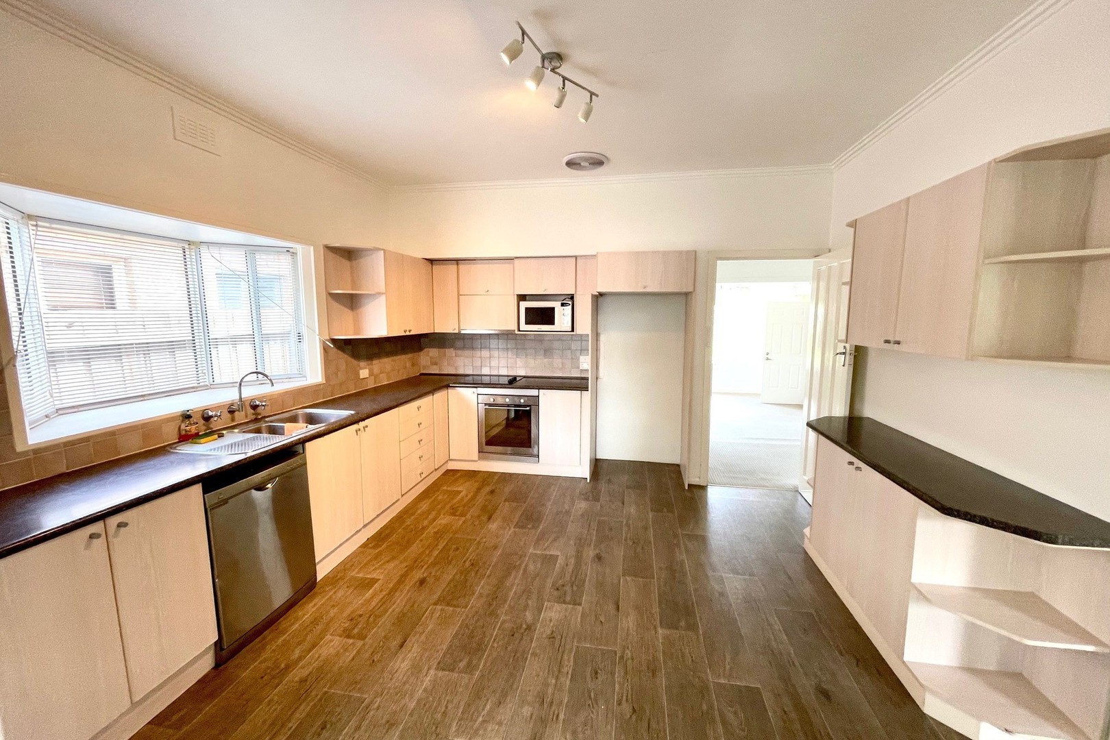29 Marchant Avenue, Reservoir, VIC 3073 - Thumbnail 2 - 23/06/2026