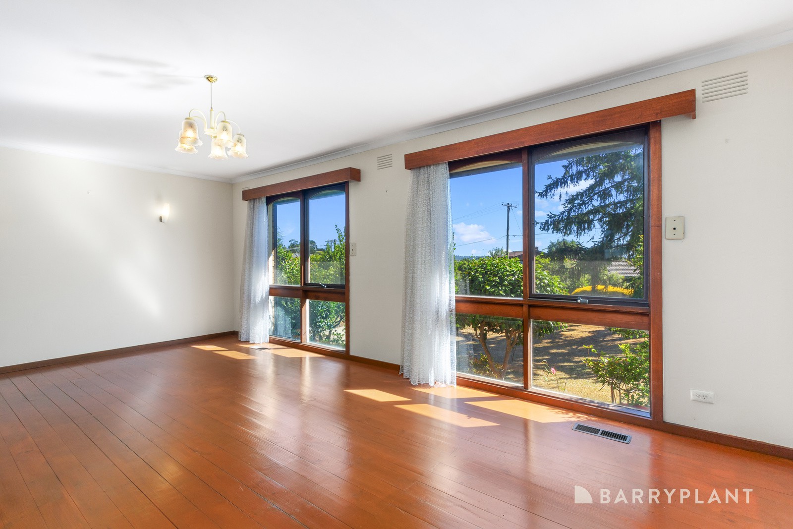 29 Margaret Avenue, Bayswater, VIC 3153, Bayswater - Thumbnail 2