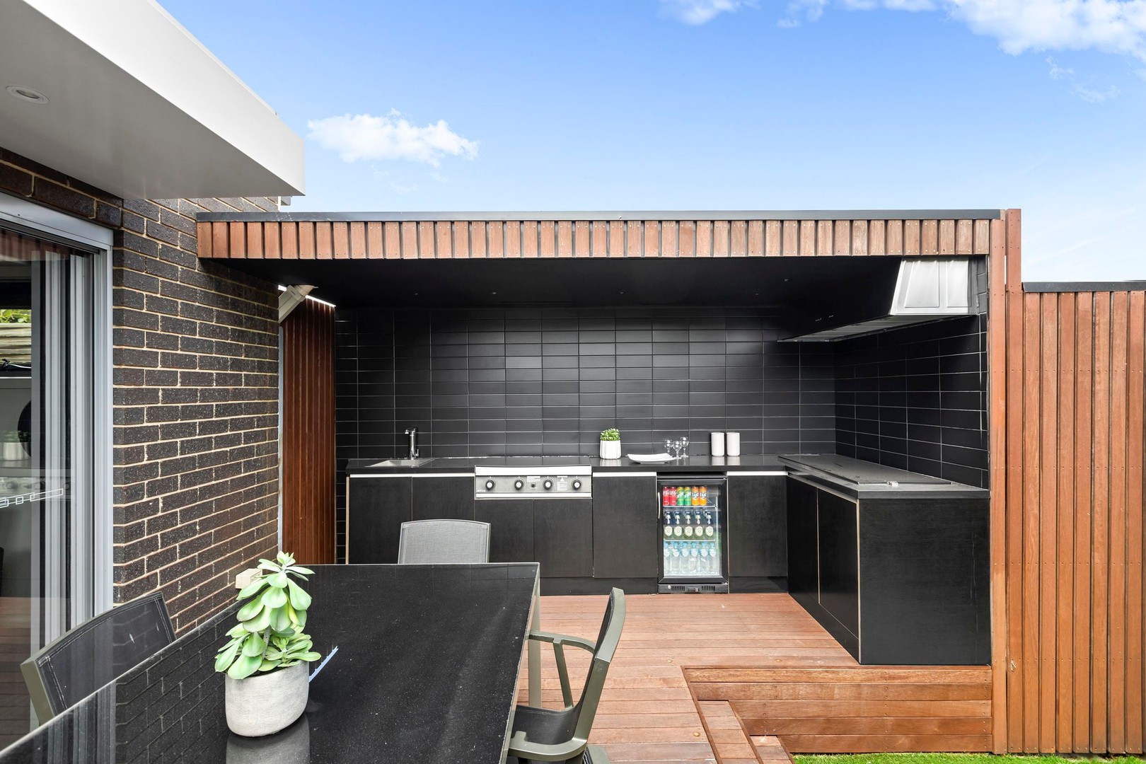 29 McNamara Avenue, Airport West, VIC 3042, Airport West - Thumbnail 4