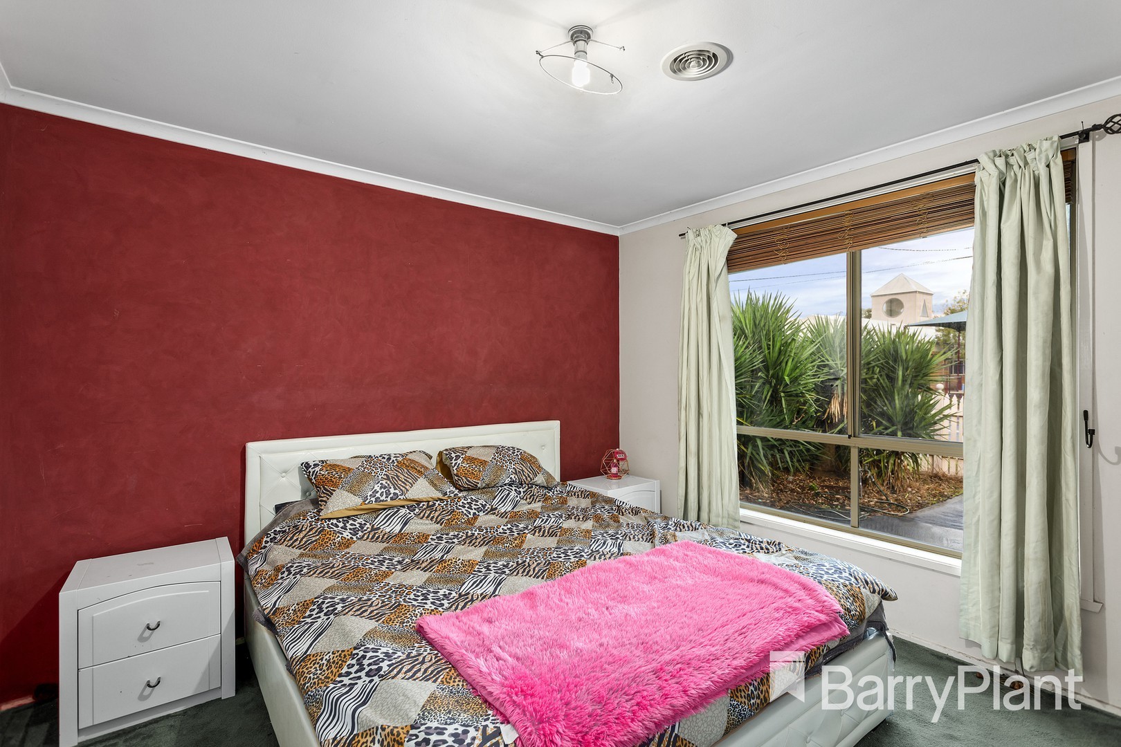 29 Meadow Glen Drive, Epping, VIC 3076, Epping - Thumbnail 5