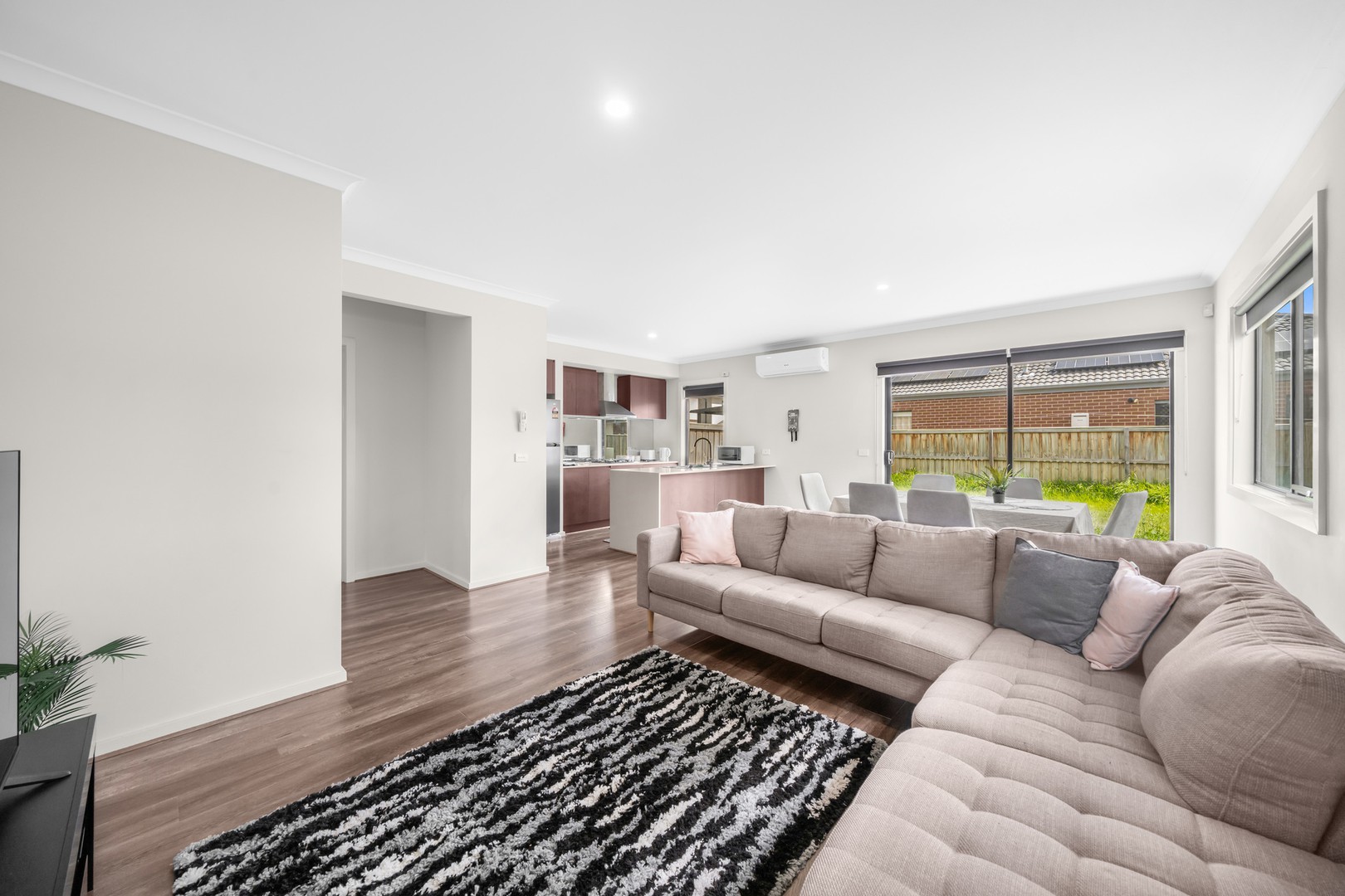 29 Monticiano Road, Fraser Rise, VIC 3336, Fraser Rise - Thumbnail 4