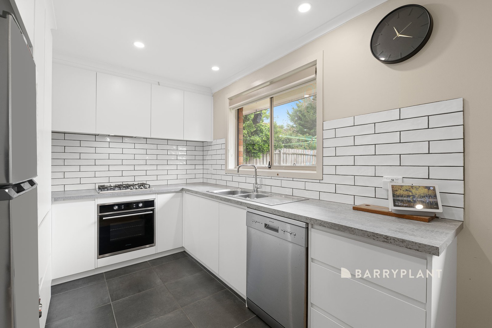 29 Murdoch Avenue, Narre Warren, VIC 3805, Narre Warren - Thumbnail 3