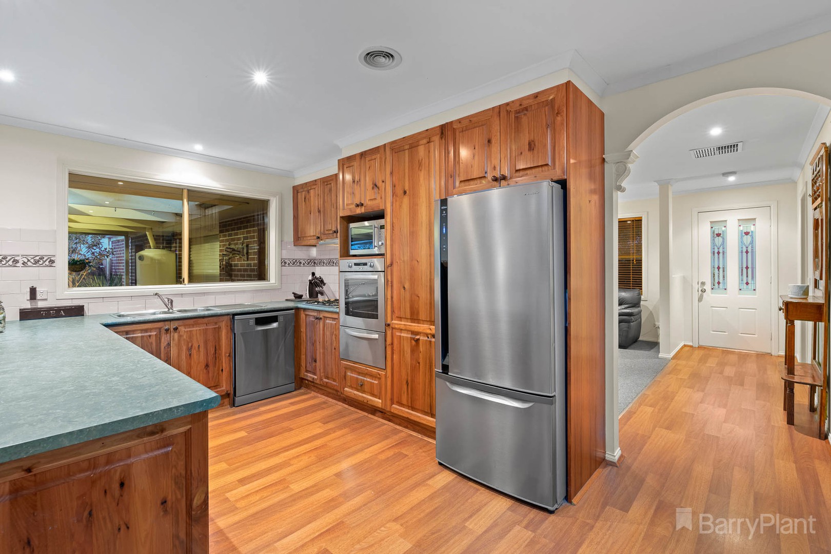29 Oaklands Way, Pakenham, VIC 3810, Pakenham - Thumbnail 4