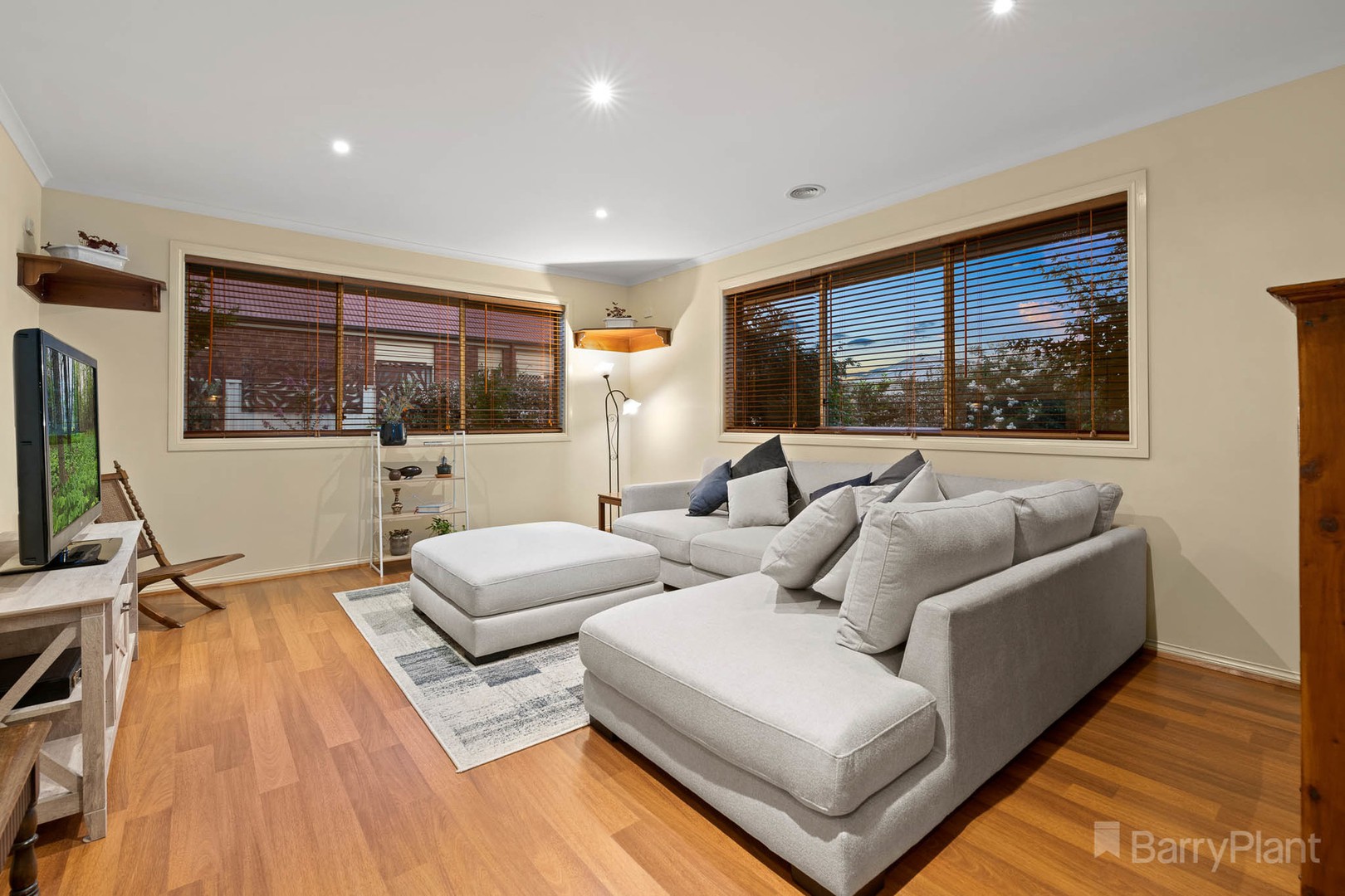 29 Oaklands Way, Pakenham, VIC 3810, Pakenham - Thumbnail 6