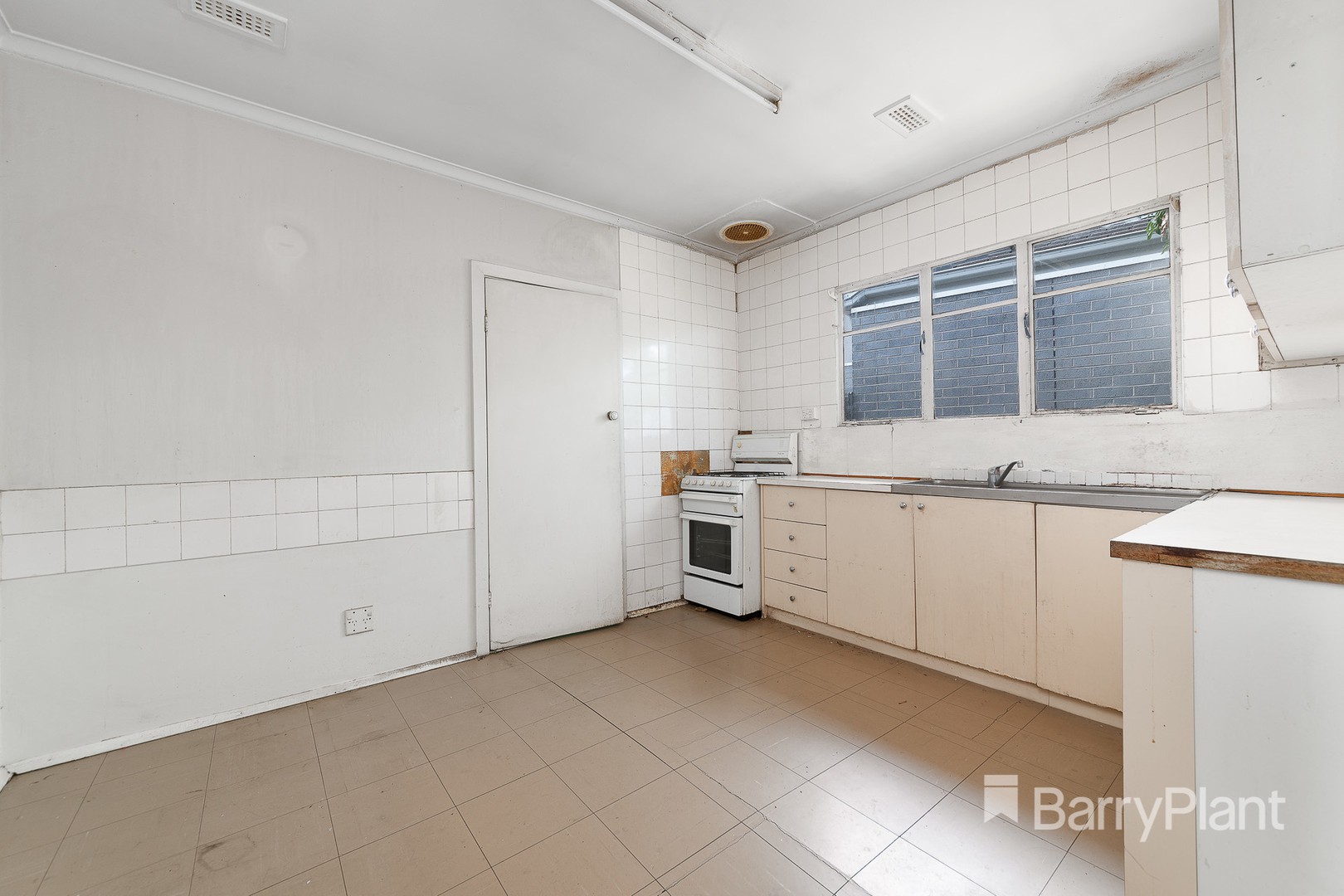 29 Ortolan Avenue, Broadmeadows, VIC 3047, Broadmeadows - Thumbnail 5