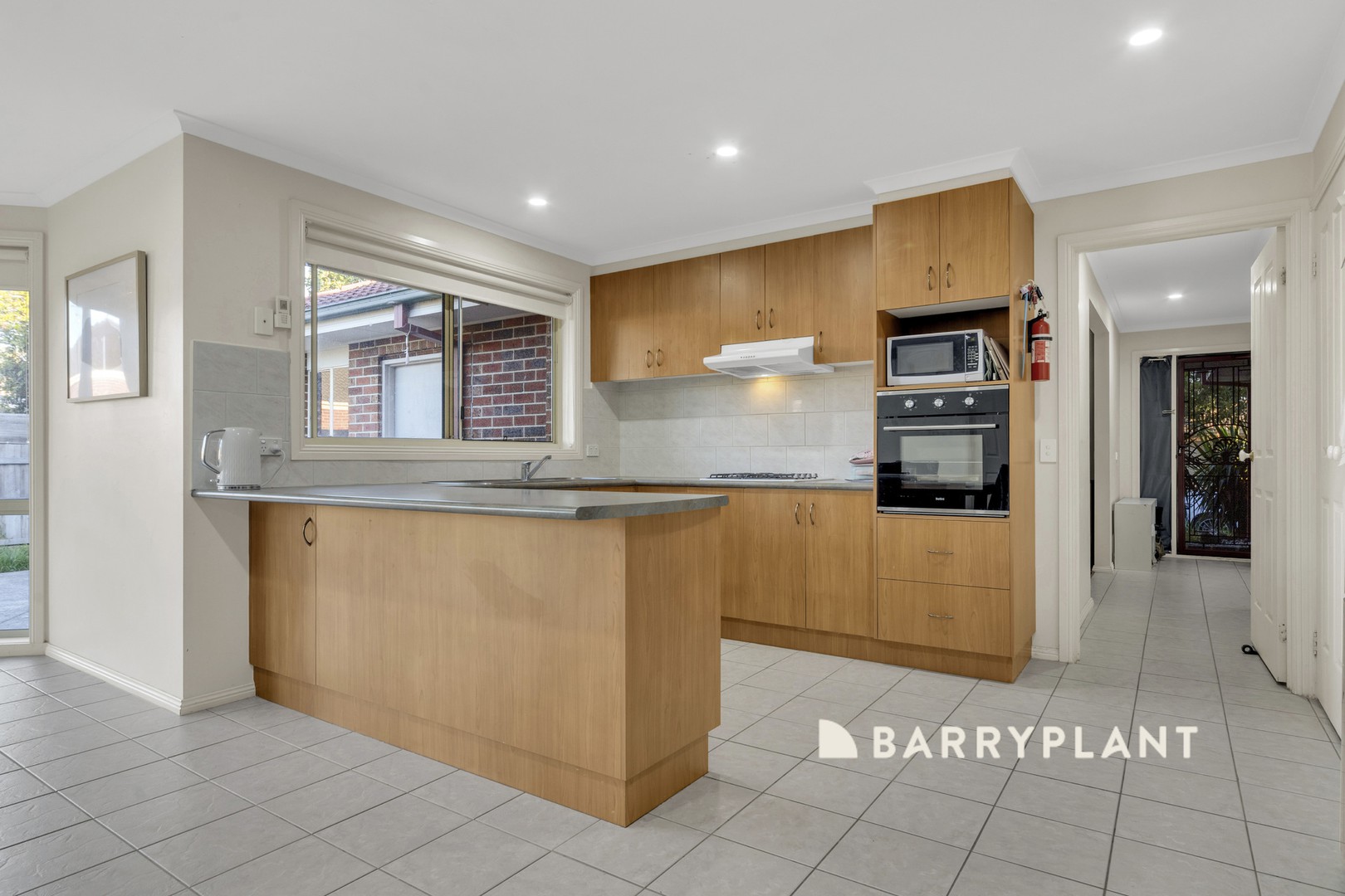 29 Park Boulevard, Pakenham, VIC 3810 - Thumbnail 2 - 04/08/2026