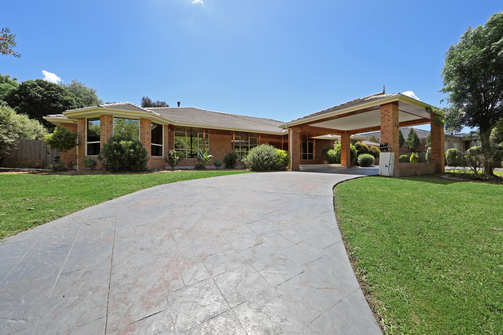 29 Parkside Boulevard, Lysterfield South, VIC 3156 - Thumbnail 1 - 10/11/2022