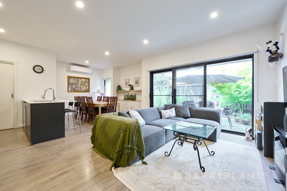 29 Photinia Street, Doveton, VIC 3177 - Thumbnail 2 - 26/05/2026