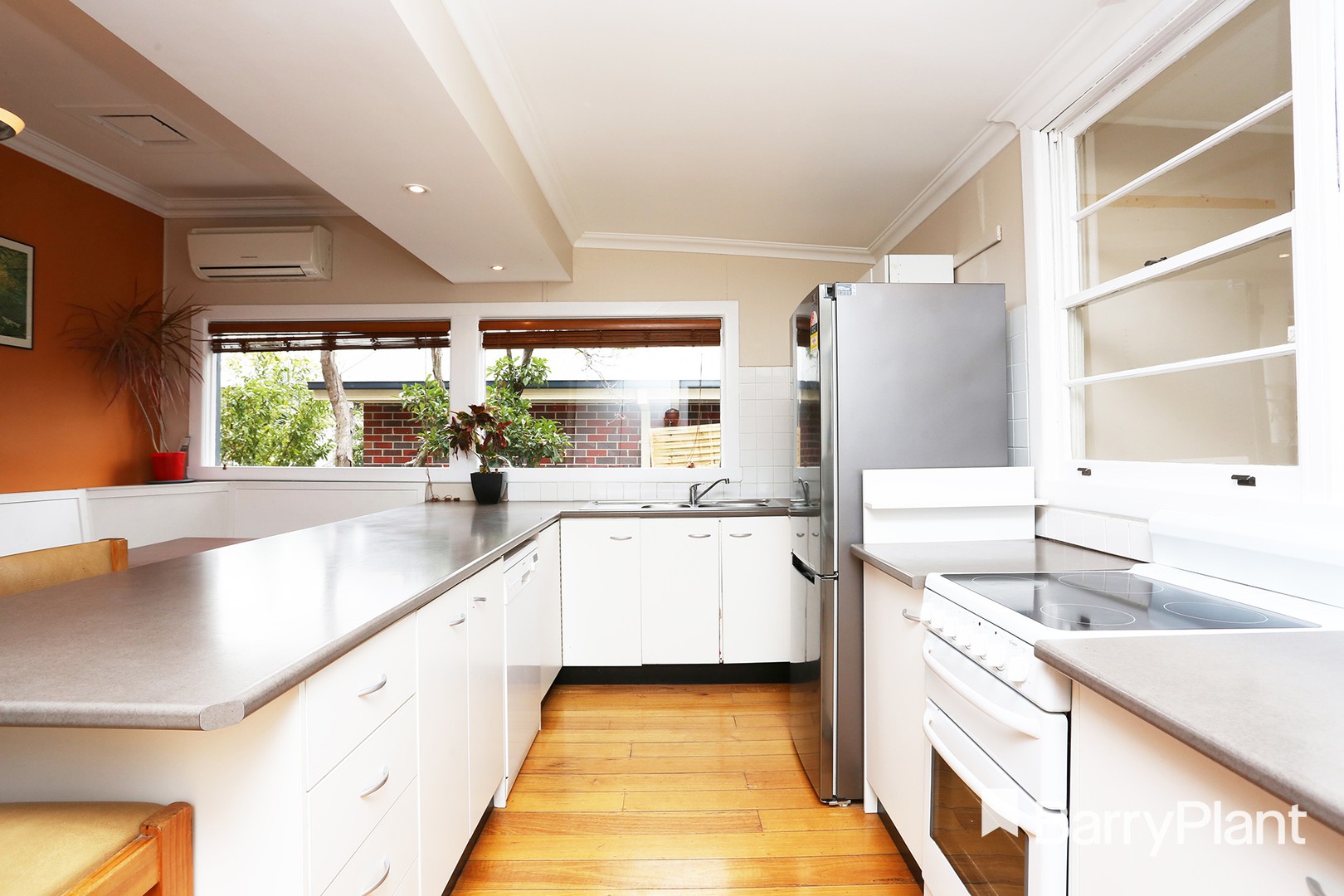 29 Queen Road, Lilydale, VIC 3140 - Thumbnail 1 - 02/03/2026