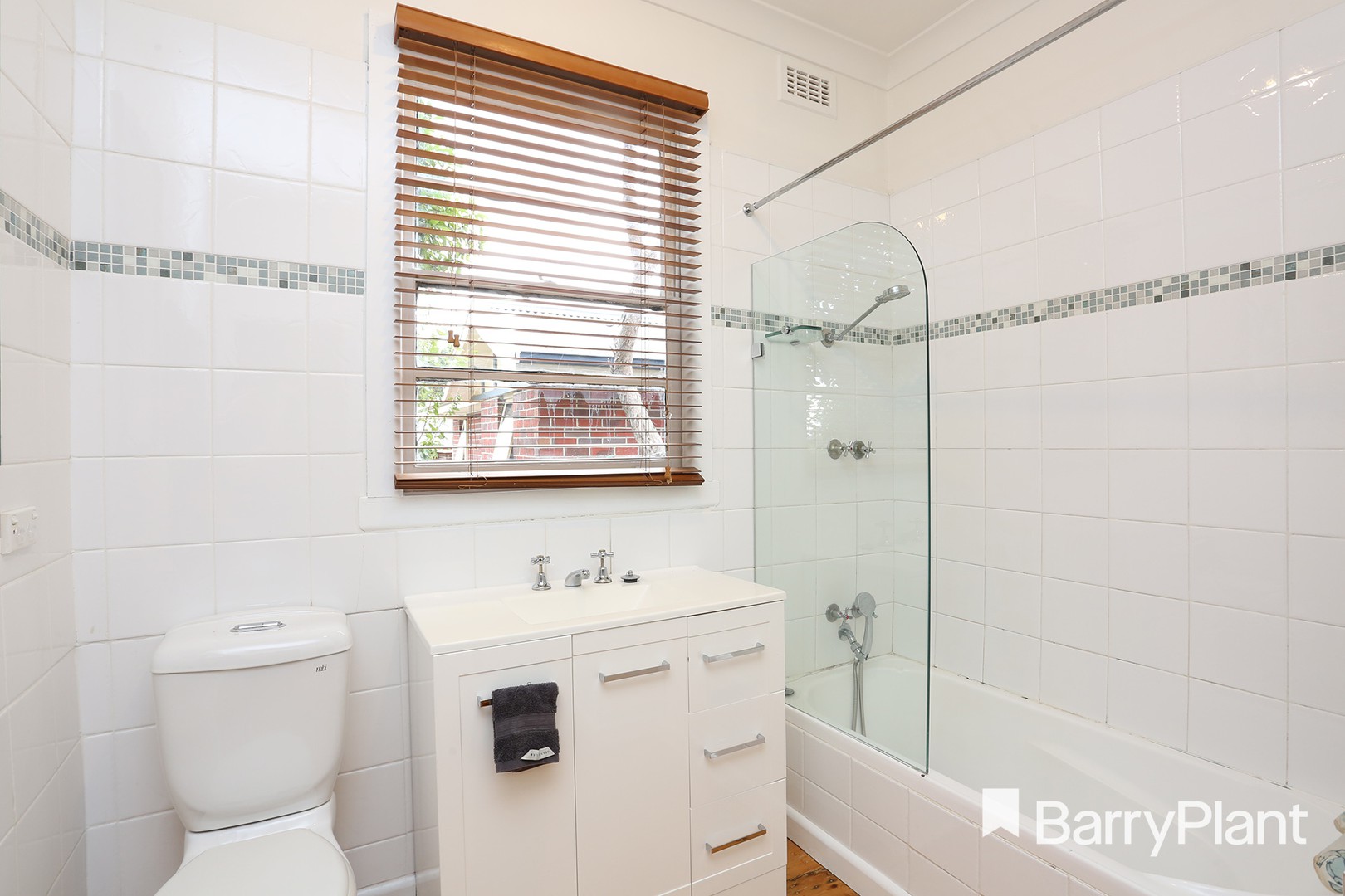29 Queen Road, Lilydale, VIC 3140, Lilydale - Thumbnail 7