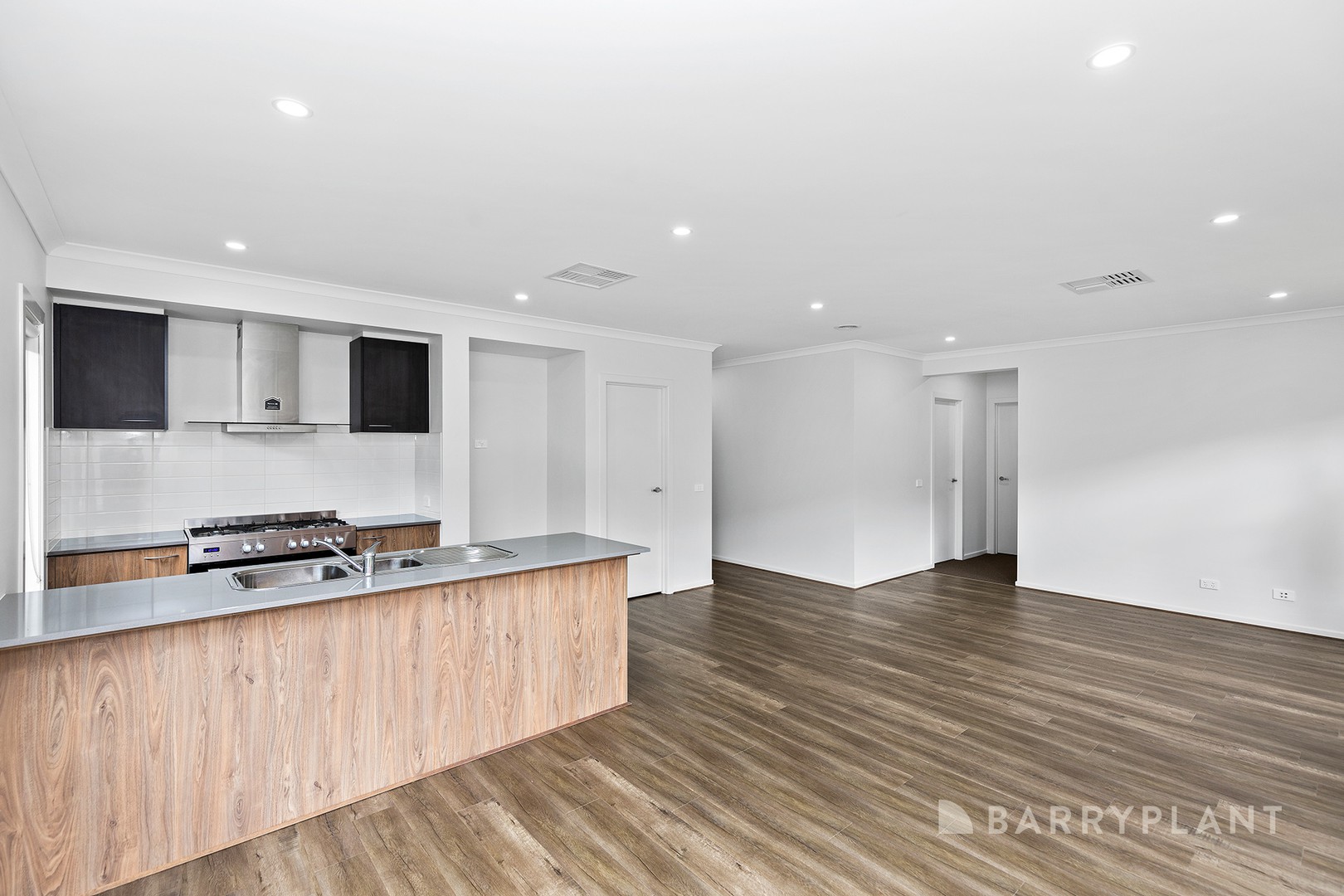 29 Romeo Avenue, Berwick, VIC 3806 - Thumbnail 1 - 10/06/2026
