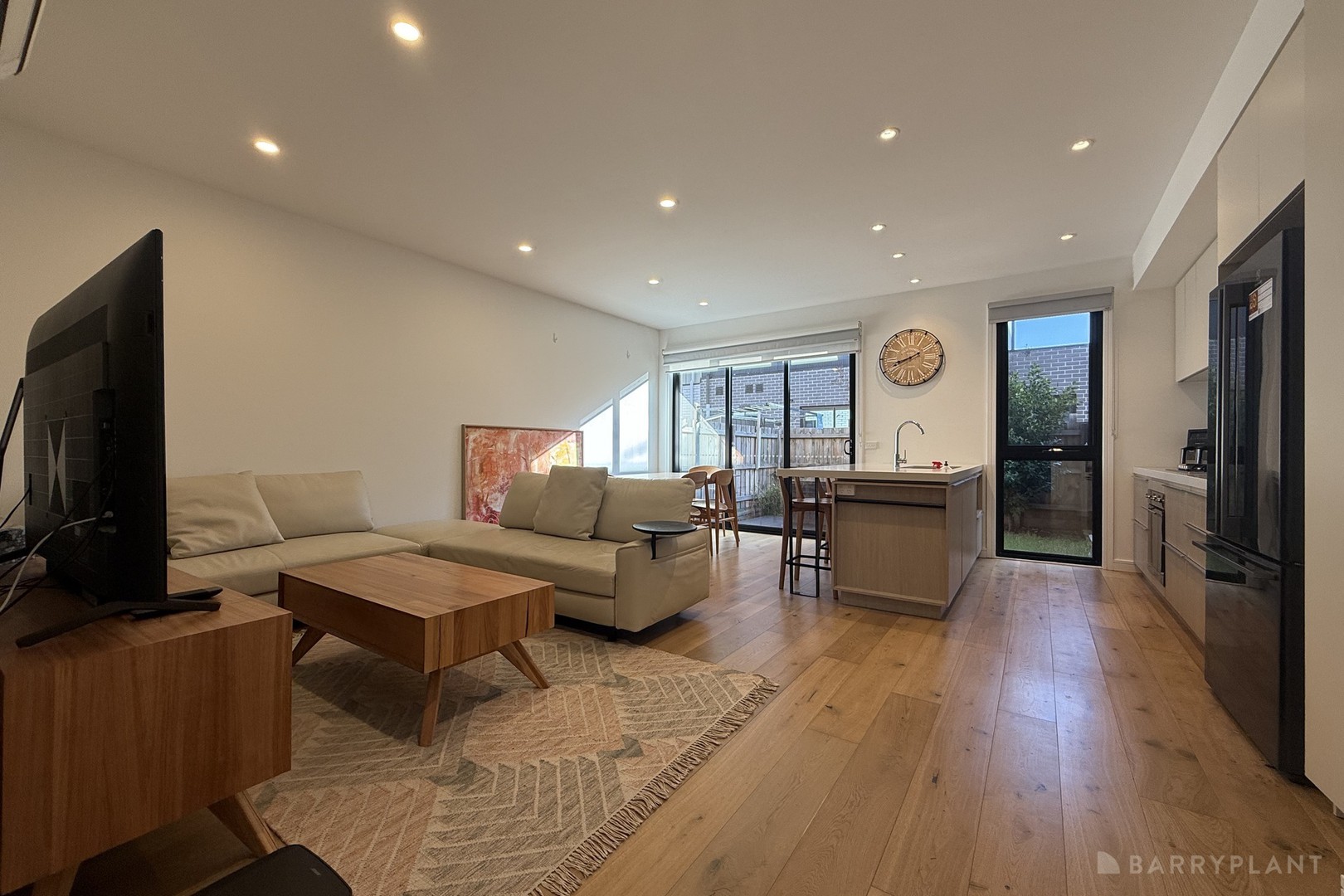 29 Rosevae Crescent, Keysborough, VIC 3173 - Thumbnail 2 - 04/07/2025