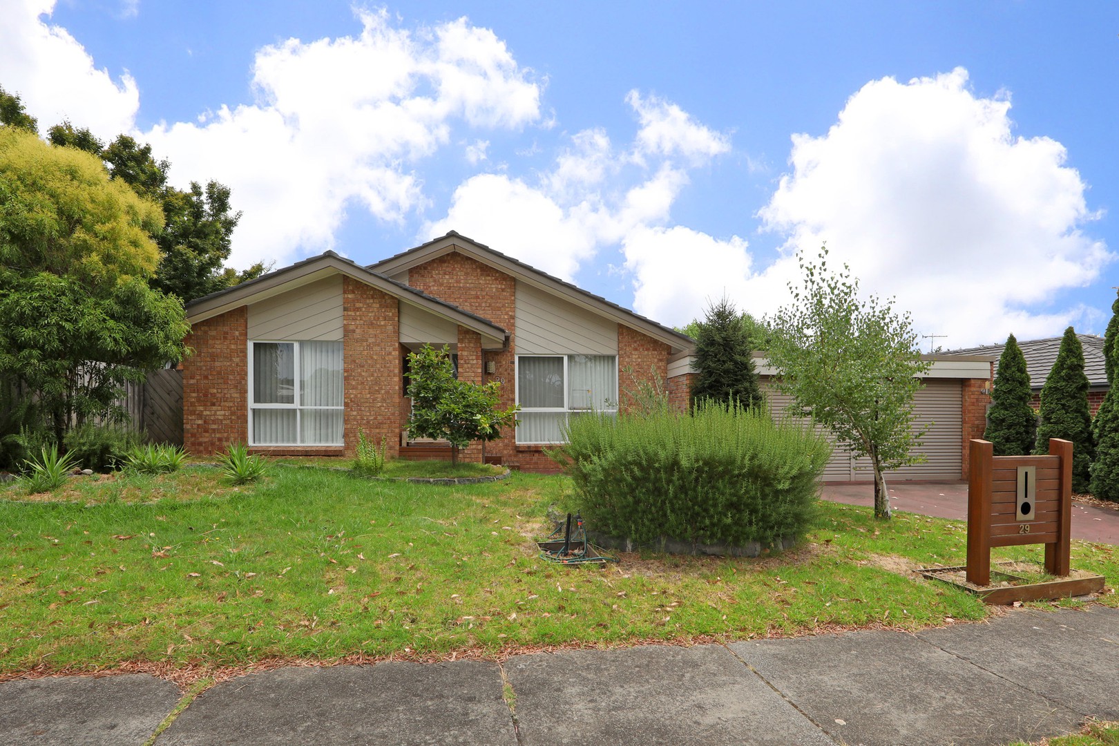 29 Severn Crescent, Rowville, VIC 3178, Rowville - Thumbnail 2