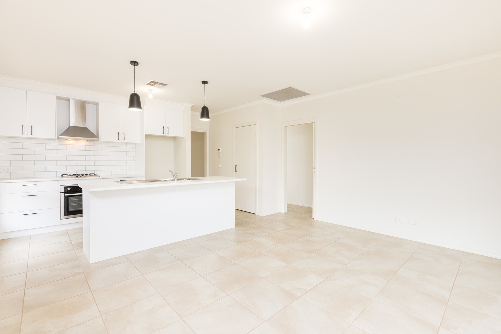 29 Springfield Drive, Mildura, VIC 3500, Mildura - Thumbnail 2