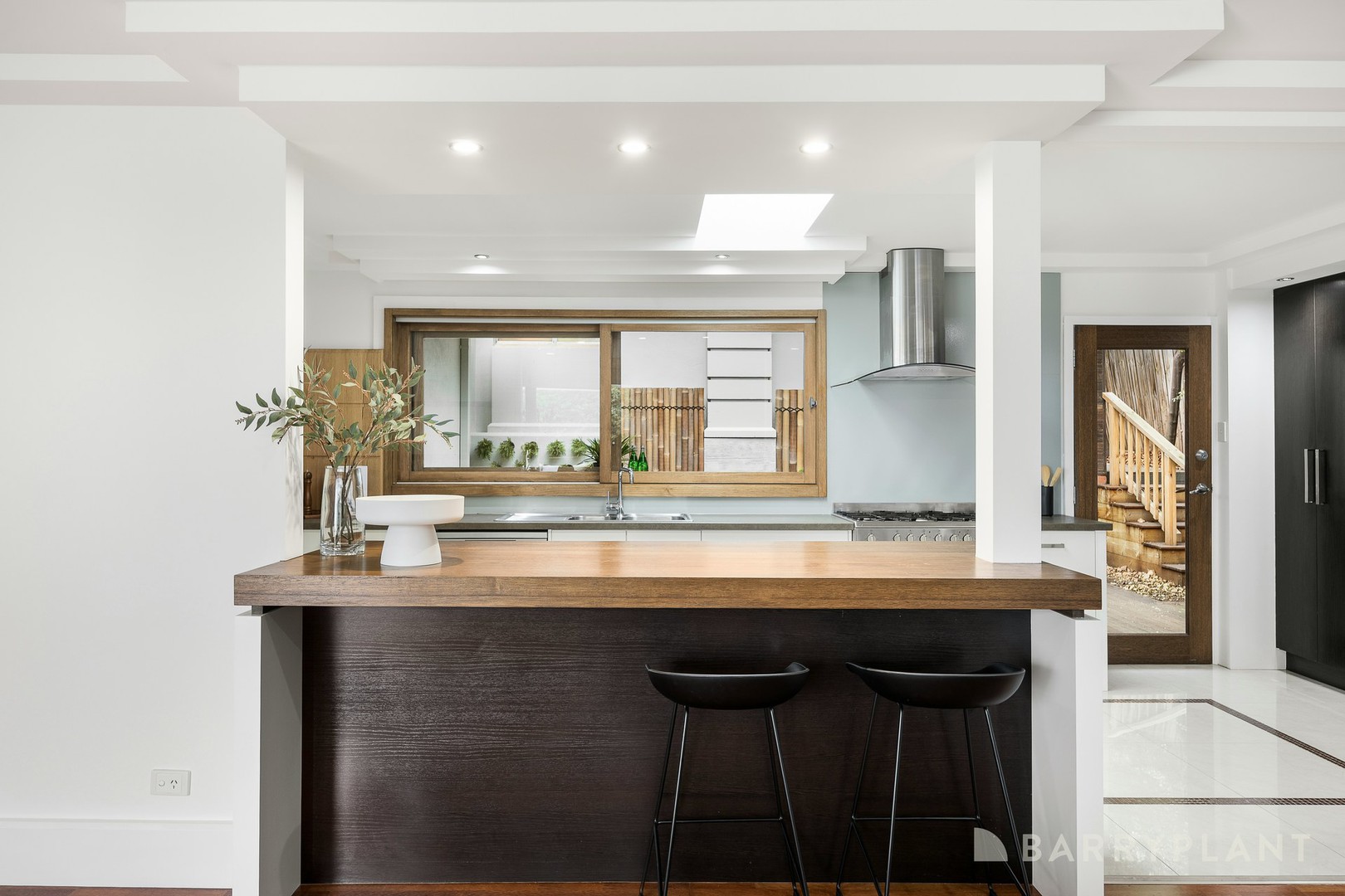 29 Saint Andrews Drive, Chirnside Park, VIC 3116 - Thumbnail 2 - 29/03/2025