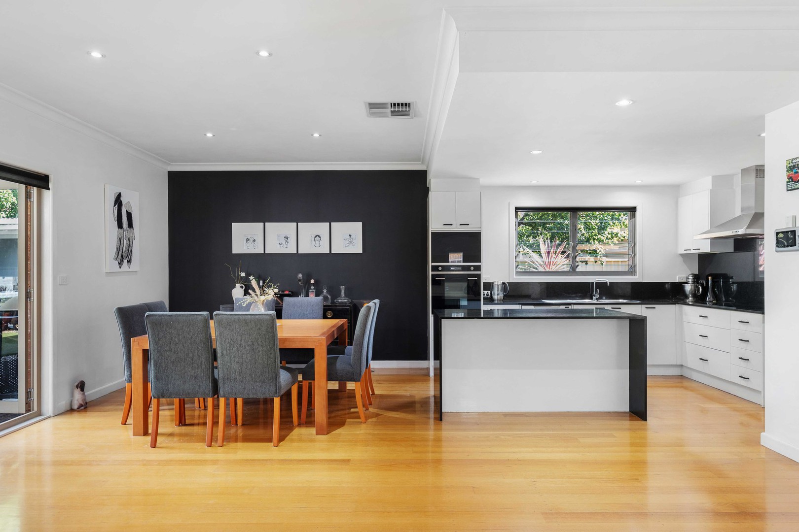 29 St Georges Avenue, Caroline Springs, VIC 3023, Caroline Springs - Thumbnail 5
