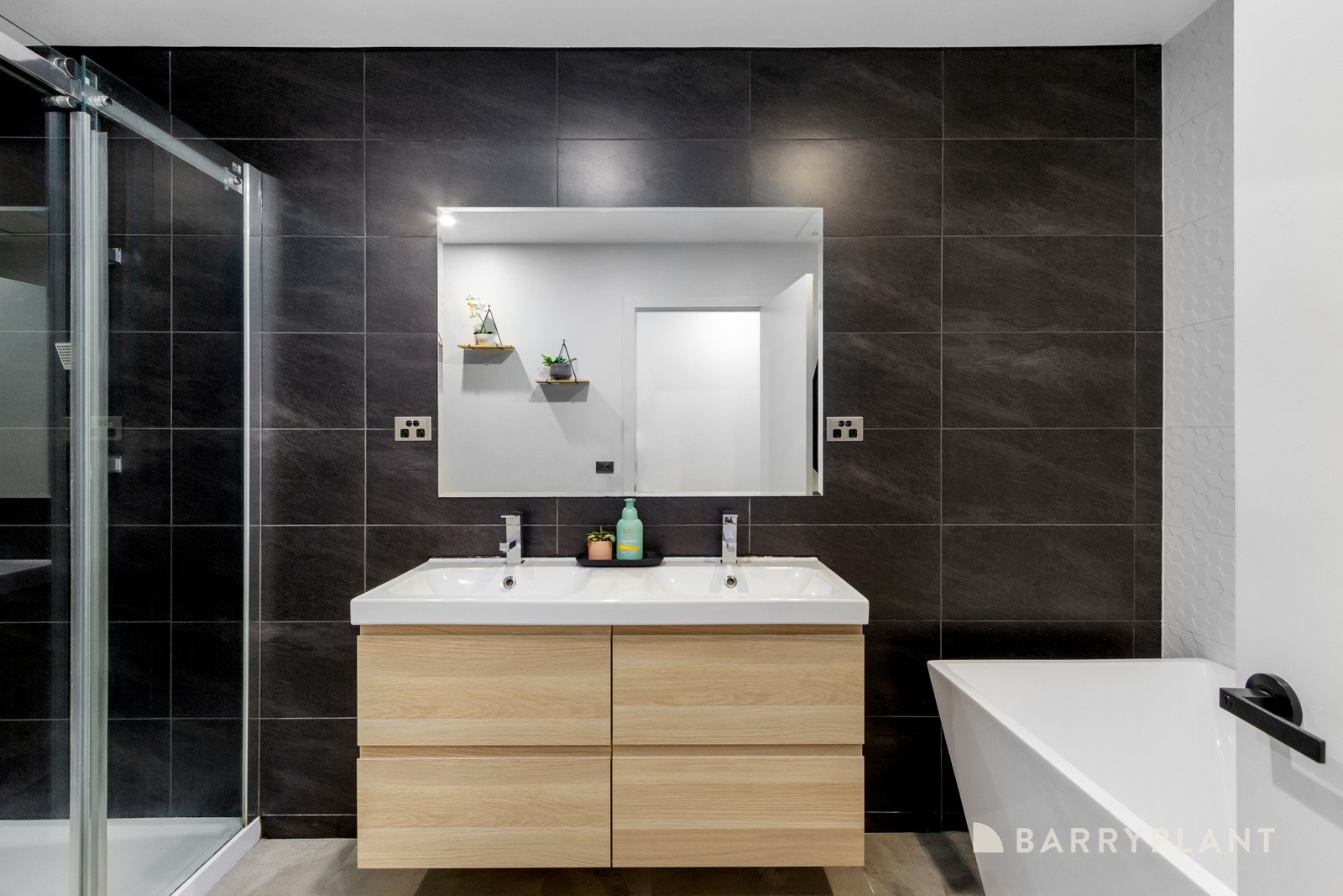 29 Stuart Street, The Basin, VIC 3154, The Basin - Thumbnail 8