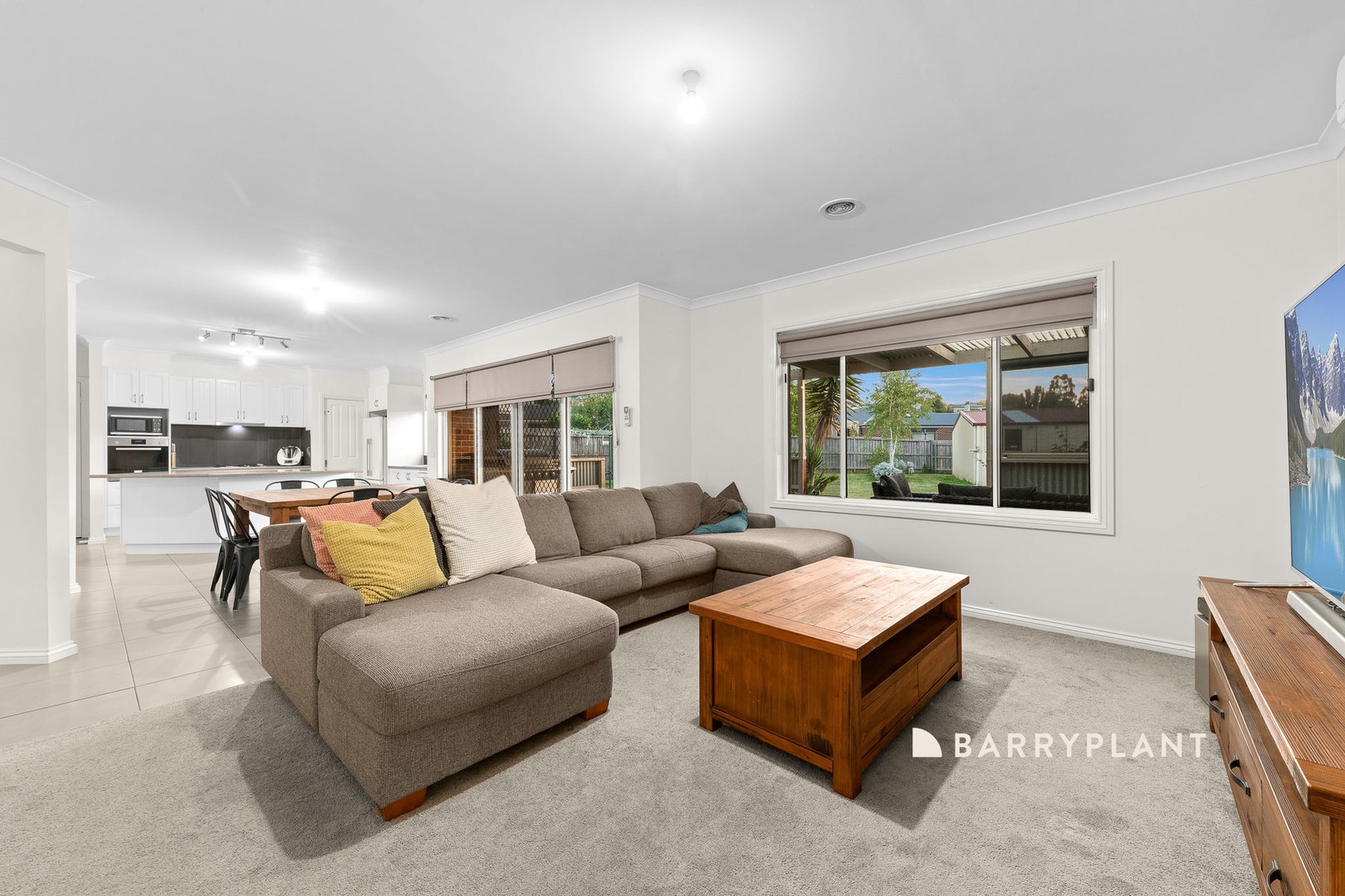 29 Summerhill Boulevard, Drouin, VIC 3818, Drouin - Thumbnail 4
